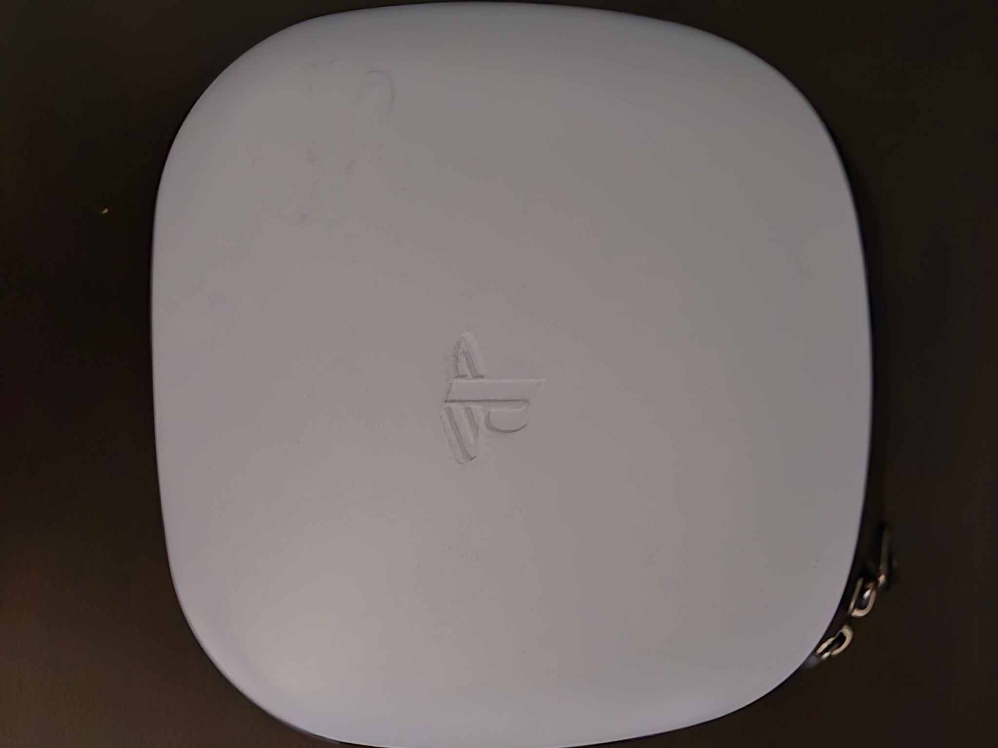 Sony Dualsense Edge and OG PS5 Plates