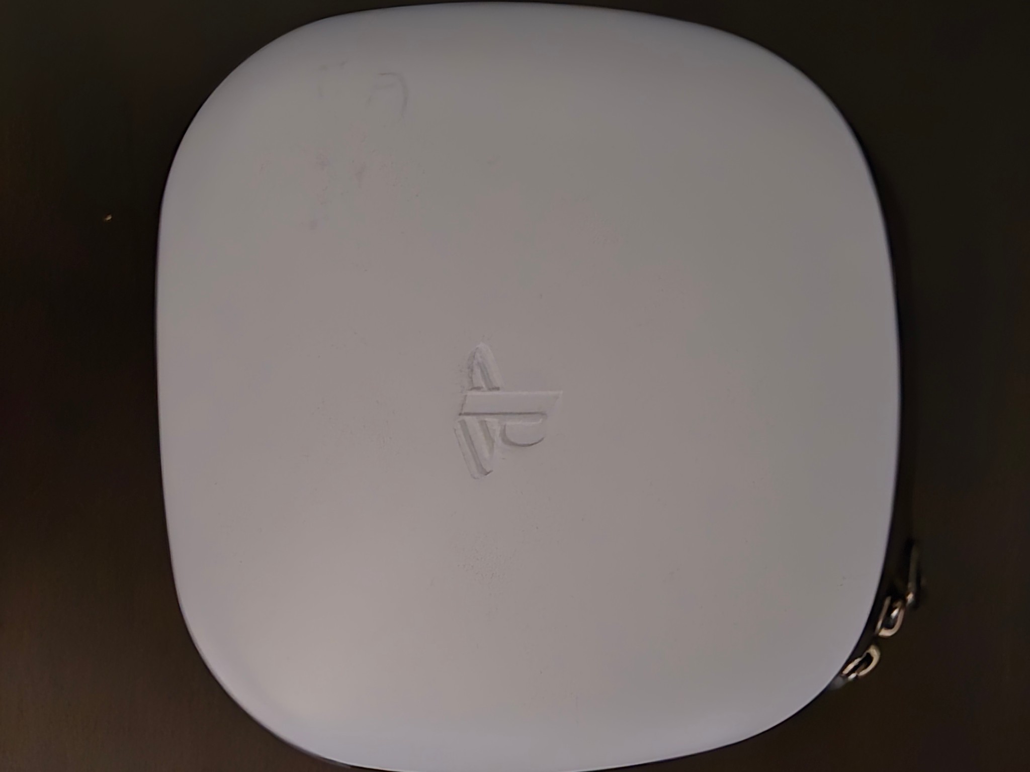 Sony Dualsense Edge and OG PS5 Plates