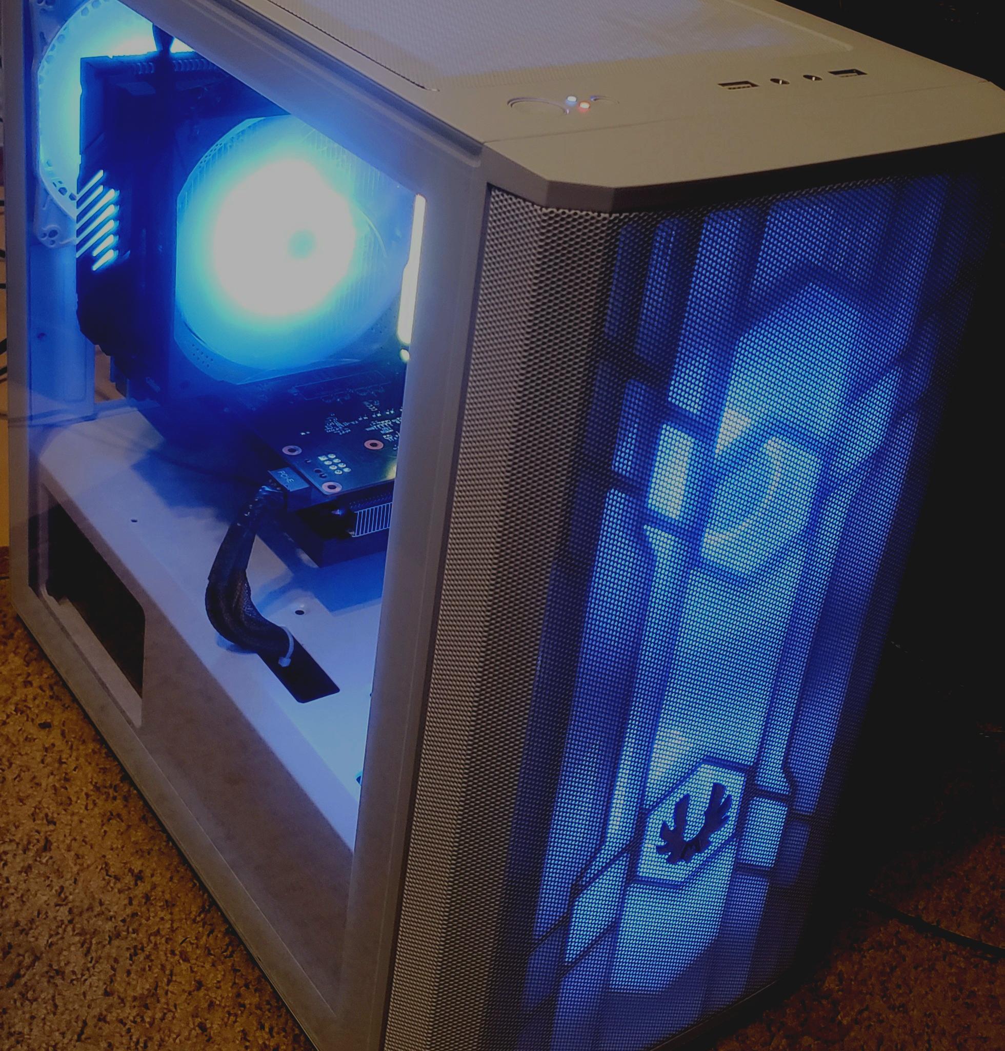 Xeon CPU RX6600 Windows 11 Gaming PC