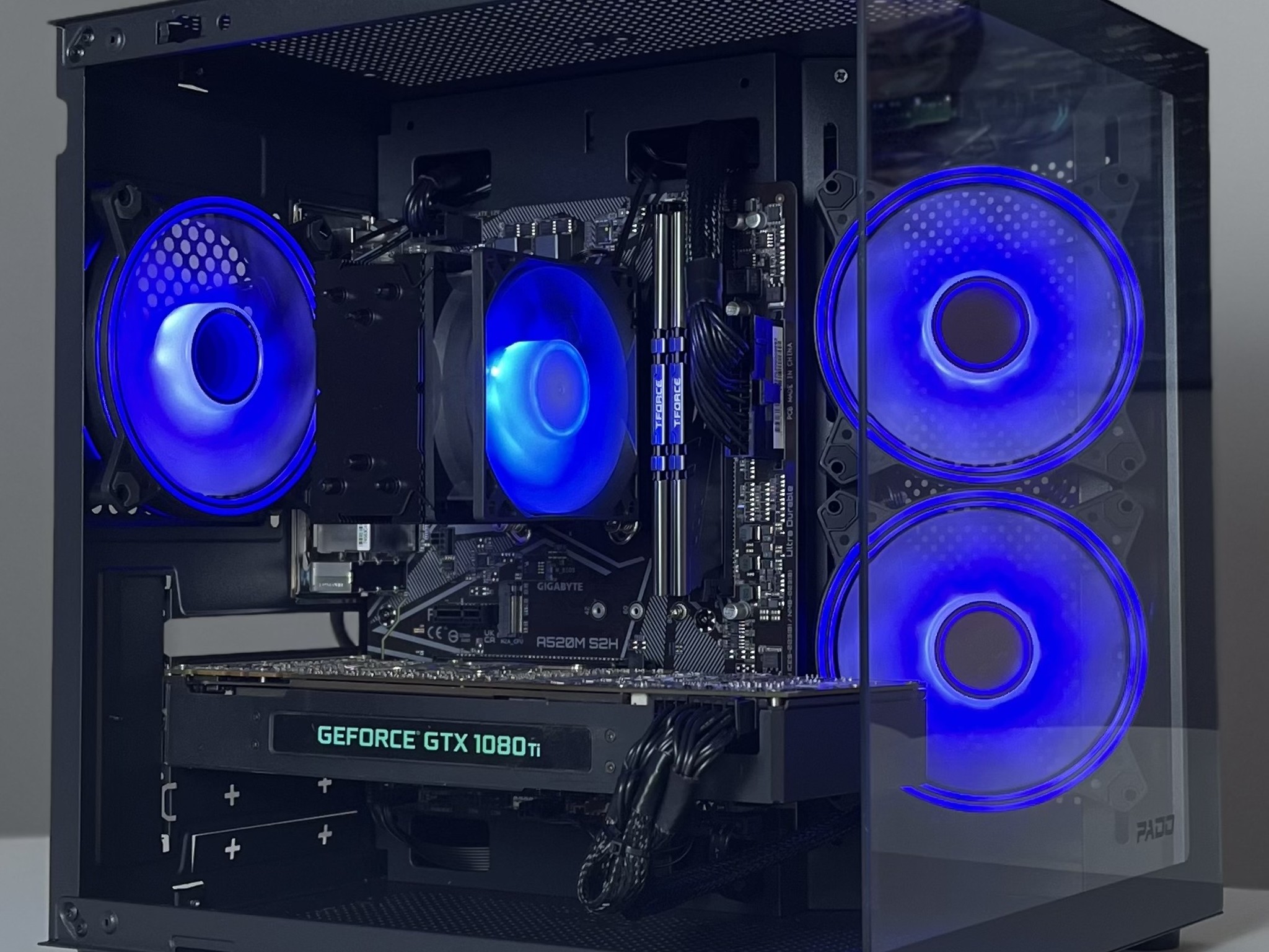 ▪️CLEAN LOOKING▪️💰 MAX PERFORMANCE 💰🟥RYZEN 5 5500🟥🟩 GTX 1080TI 🟩 GAMING PC