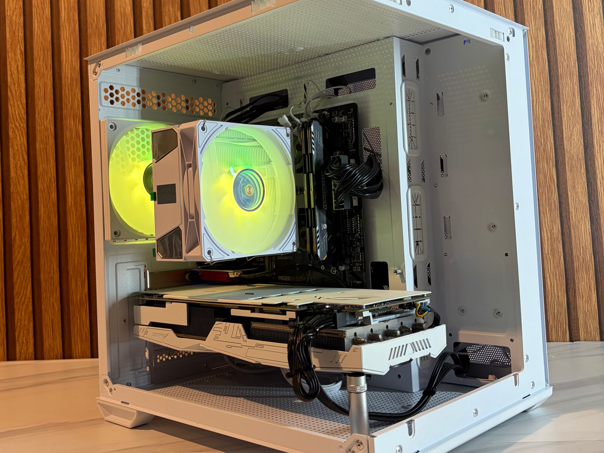 RTX 2060 SUPER | RYZEN 5 3600 | 16GB DDR4 | 500GB SSD | 550W