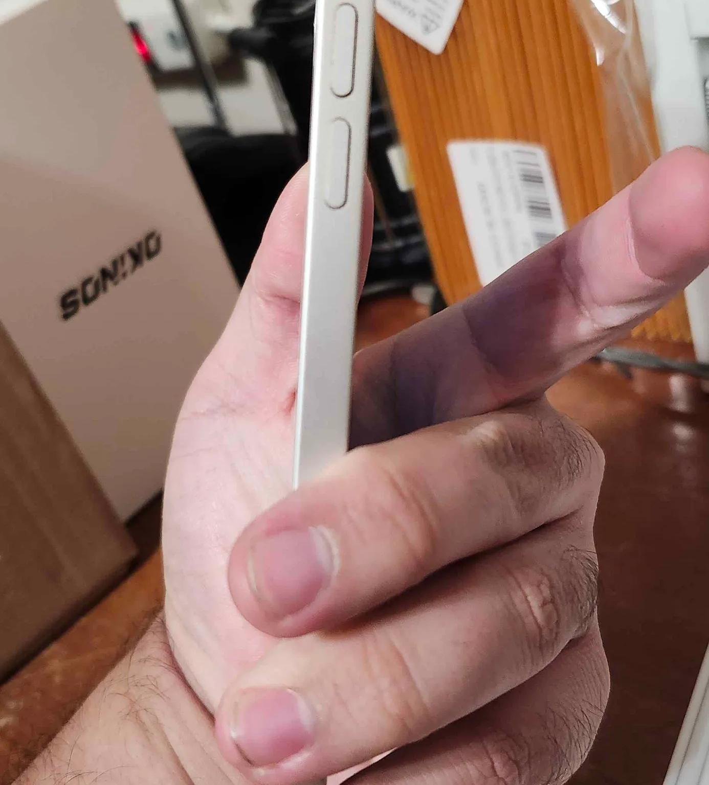 Iphone 12 White (Unlocked)
