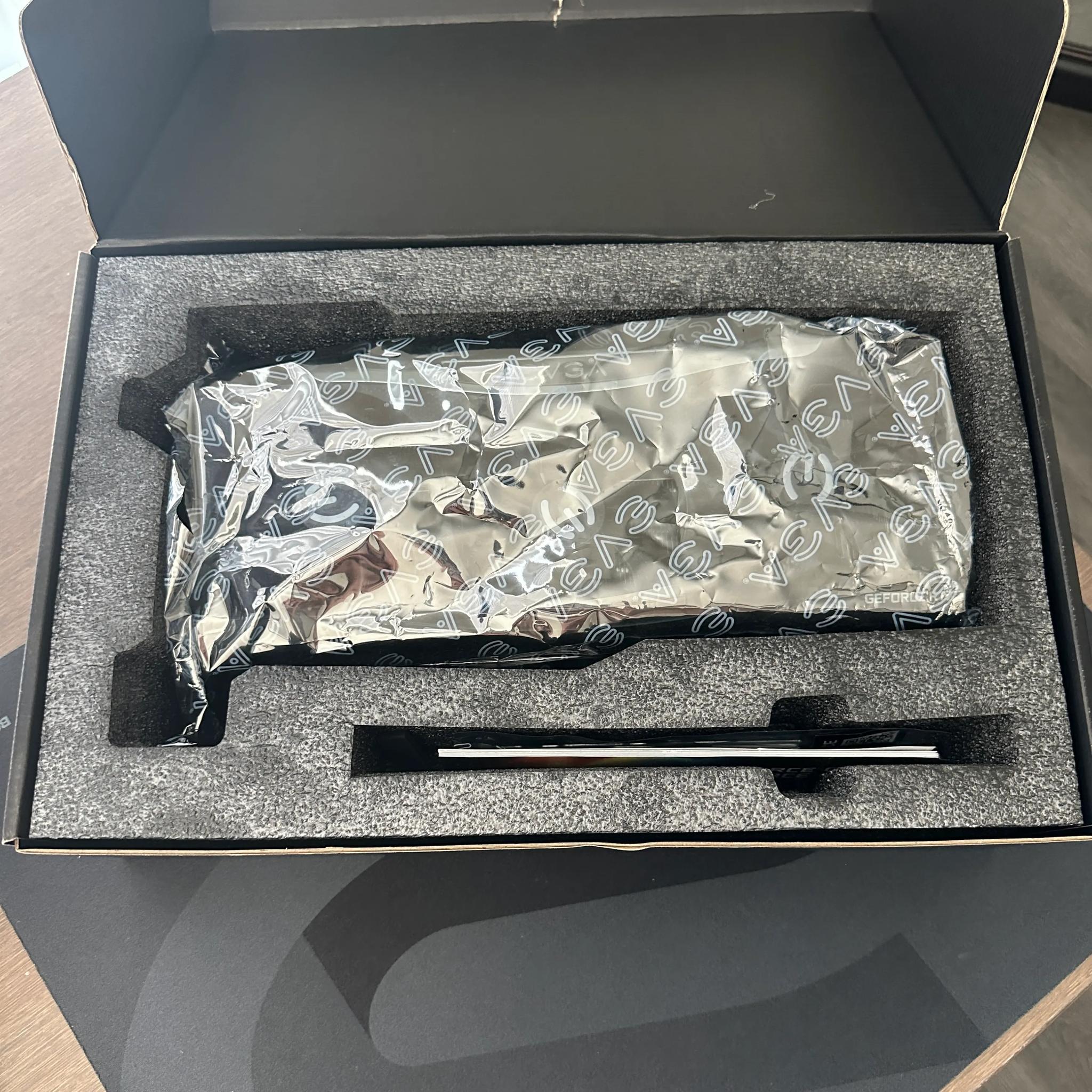 EVGA GeForce RTX 3080 FTW3 ULTRA GAMING 10GB