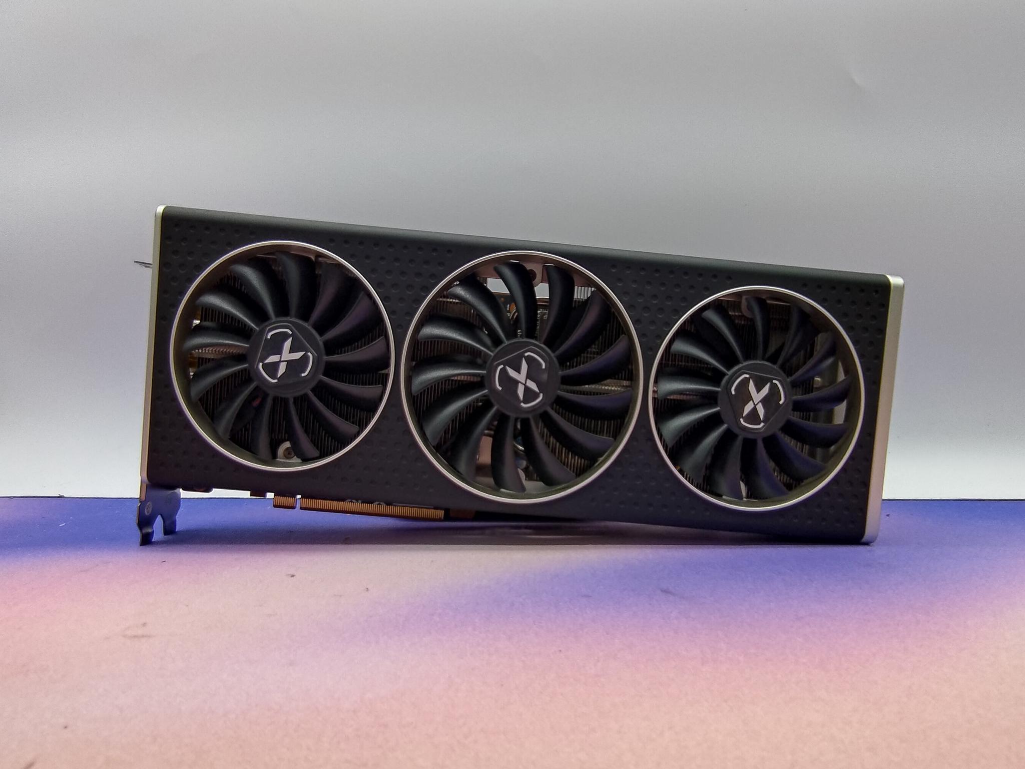 XFX Speedster Qick319 RX 6700 XT