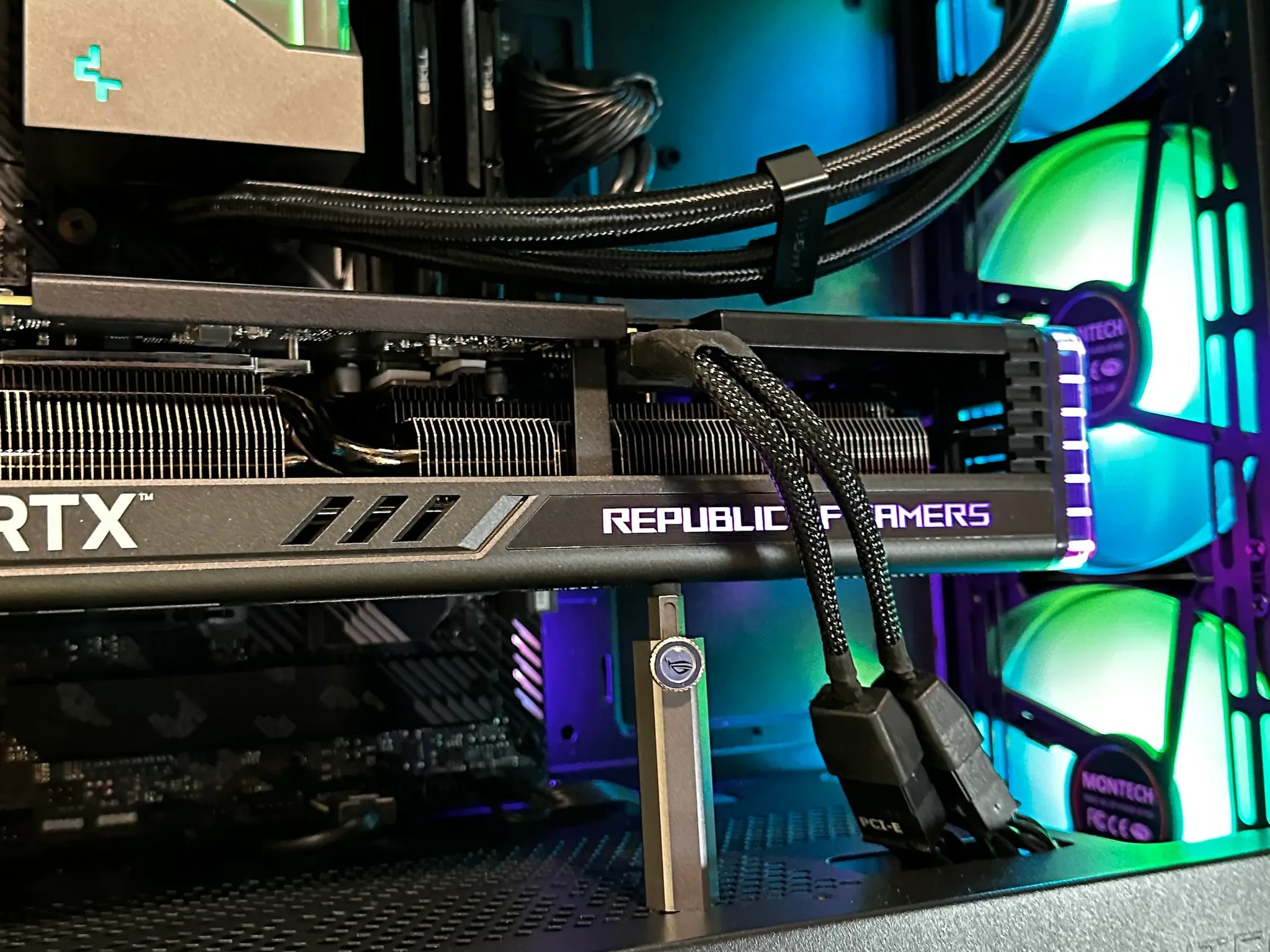 AMD Ryzen 7 5800X3D ~ASUS 4070 ROG STRIX GAMING~RGB