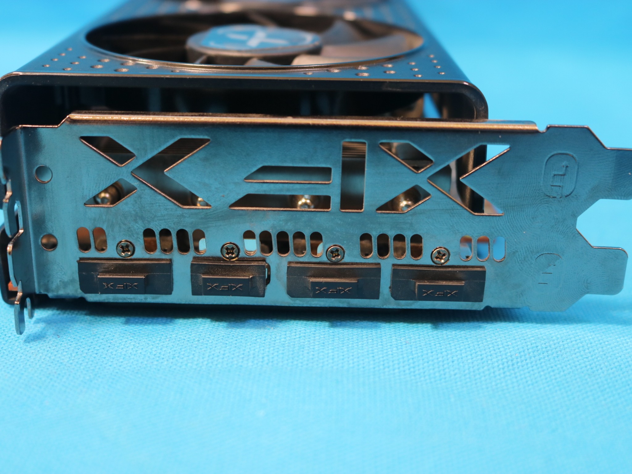 XFX Speedster Qick308 AMD Radeon RX 6600 XT Black 8GB GDDR6 PCIe 4.0 x16 Desktop GPU RX-66XT8L V1.1