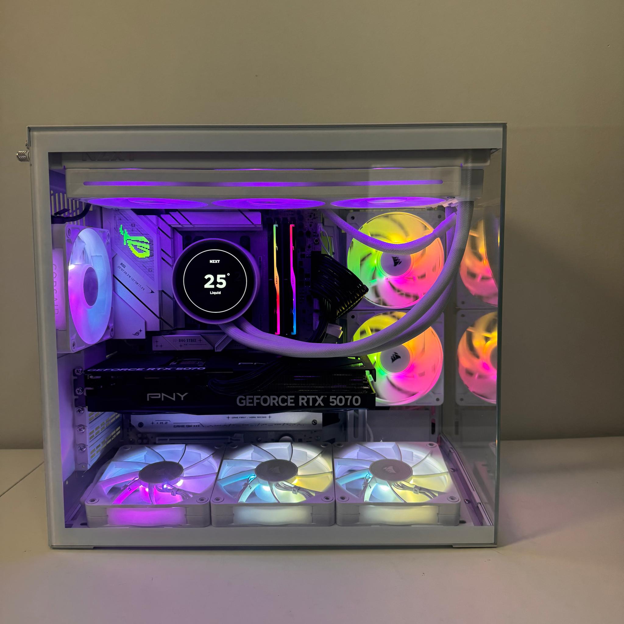 Custom Gaming PC – Ryzen 7 7800X3D / PNY 5070 OC Triple Fan / 32GB RAM