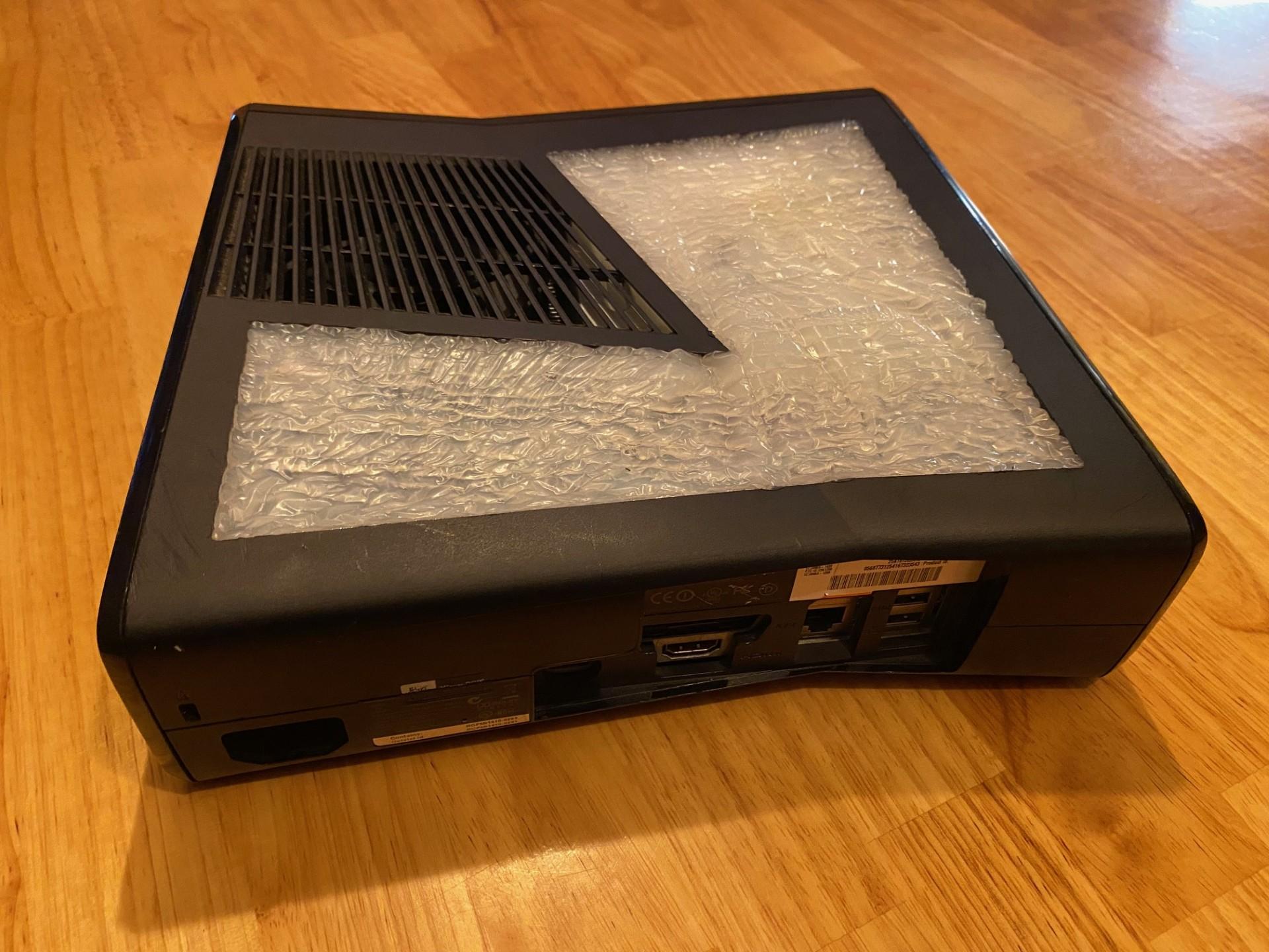 RGH3 Xbox 360 Slim - CASE MODS - Alien themed