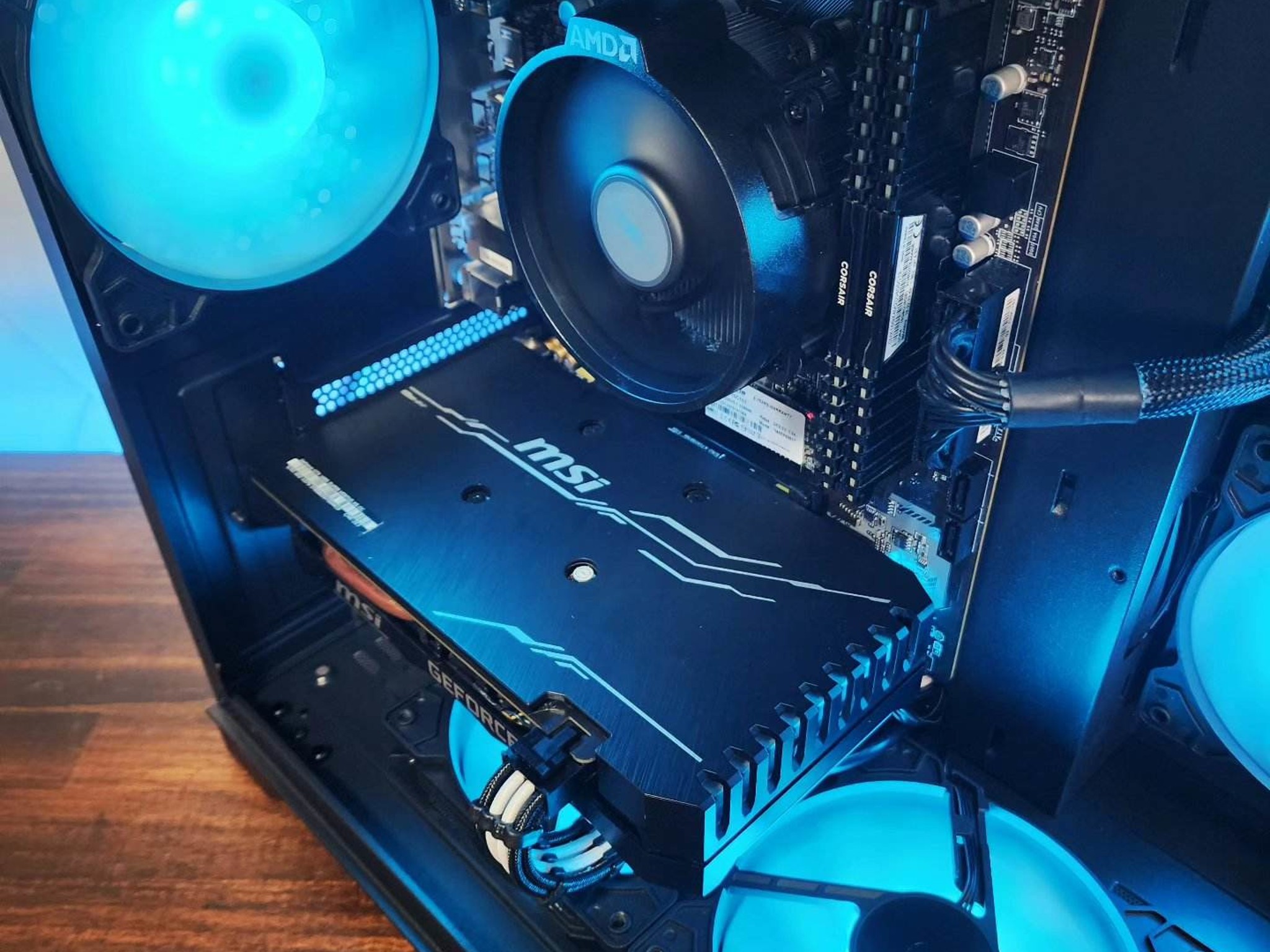 💙🖤💙 GTX 1660 Super // Ryzen 3 4100 // 16GB 3600MHz // 500GB NVMe Gen 4