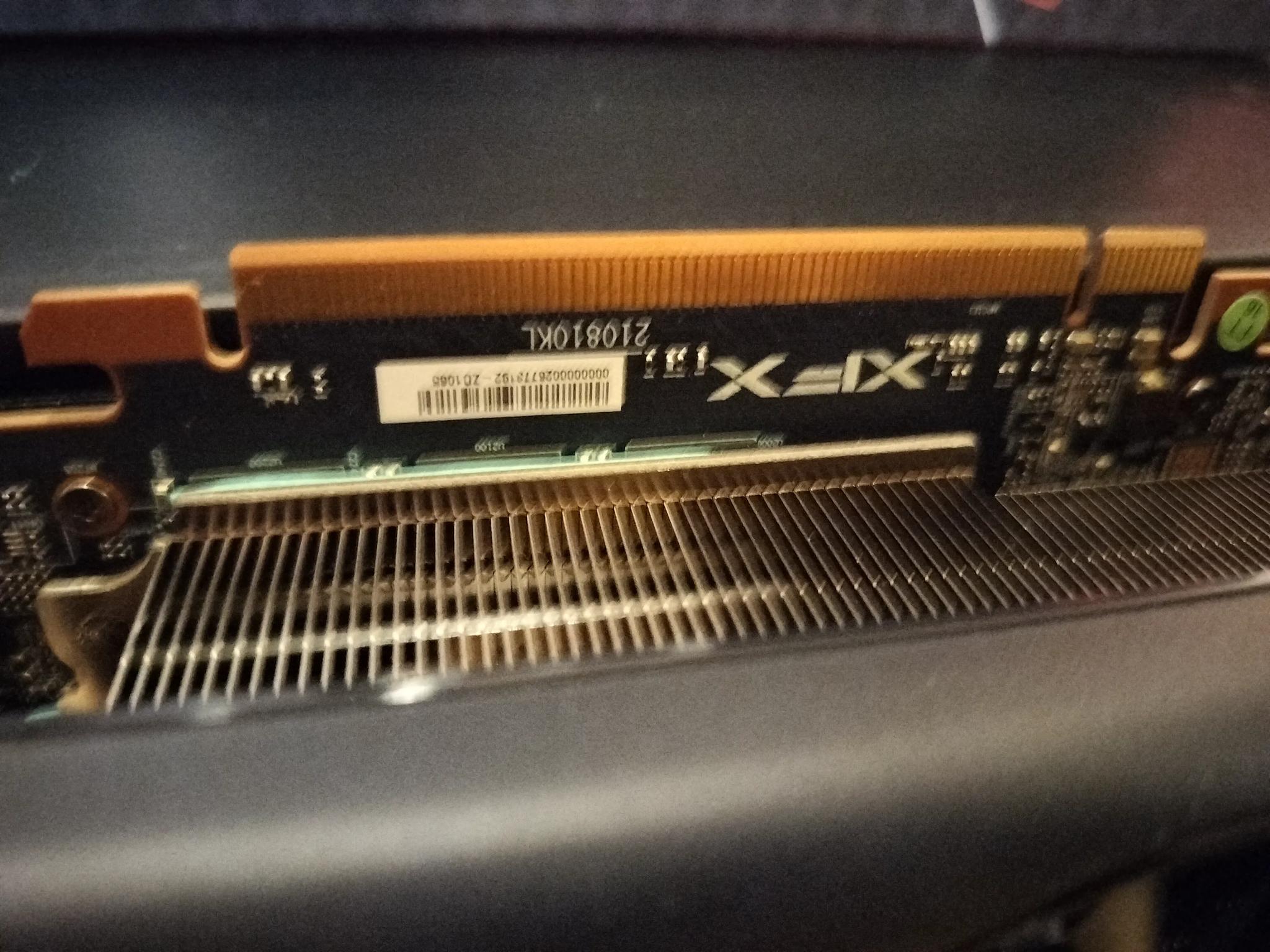 XFX SWFT 319 RX 6800 Graphics Card 16gb