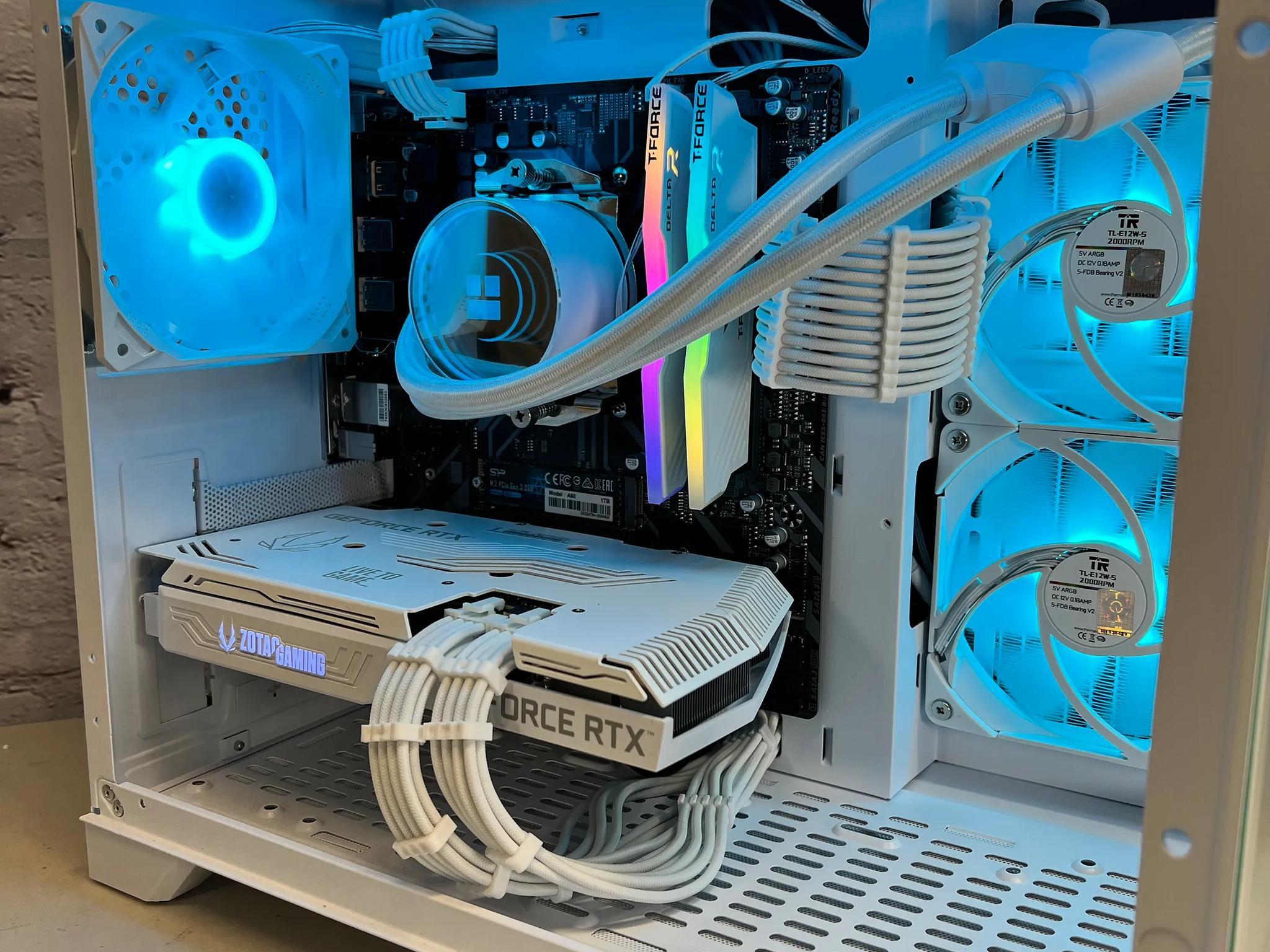 Ryzen 5 5600X RTX 3070 16GB RAM 1TB M.2 Gaming PC