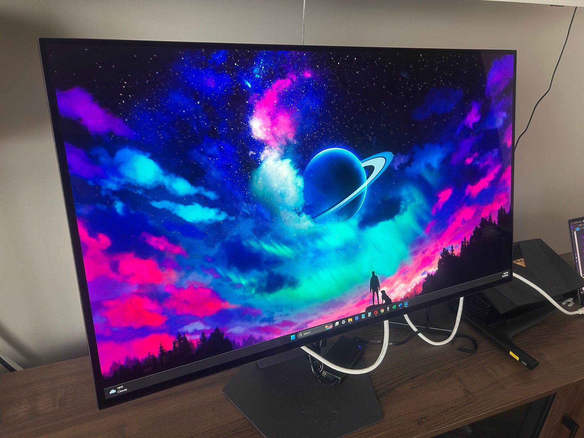 LG UltraGear OLED  32" 4K (3840 x 2160) 165Hz Gaming Monitor (32GX850A-B)