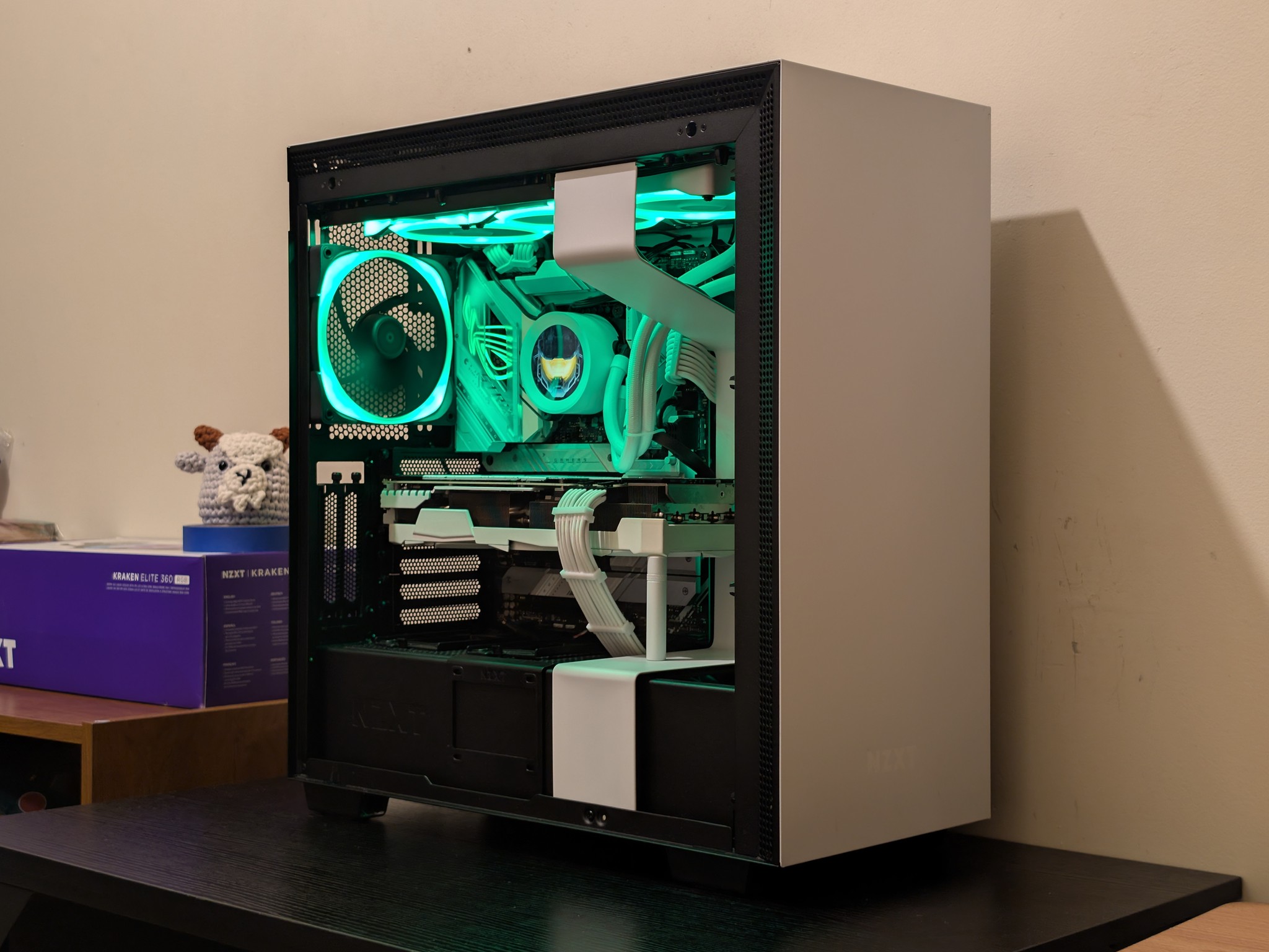 🐼🔳 1440p Gaming Beast | RTX 3080Ti | i7 13700KF | 1TB SSD | 32GB RAM | WiFi 6 & Bluetooth 🔳🐼