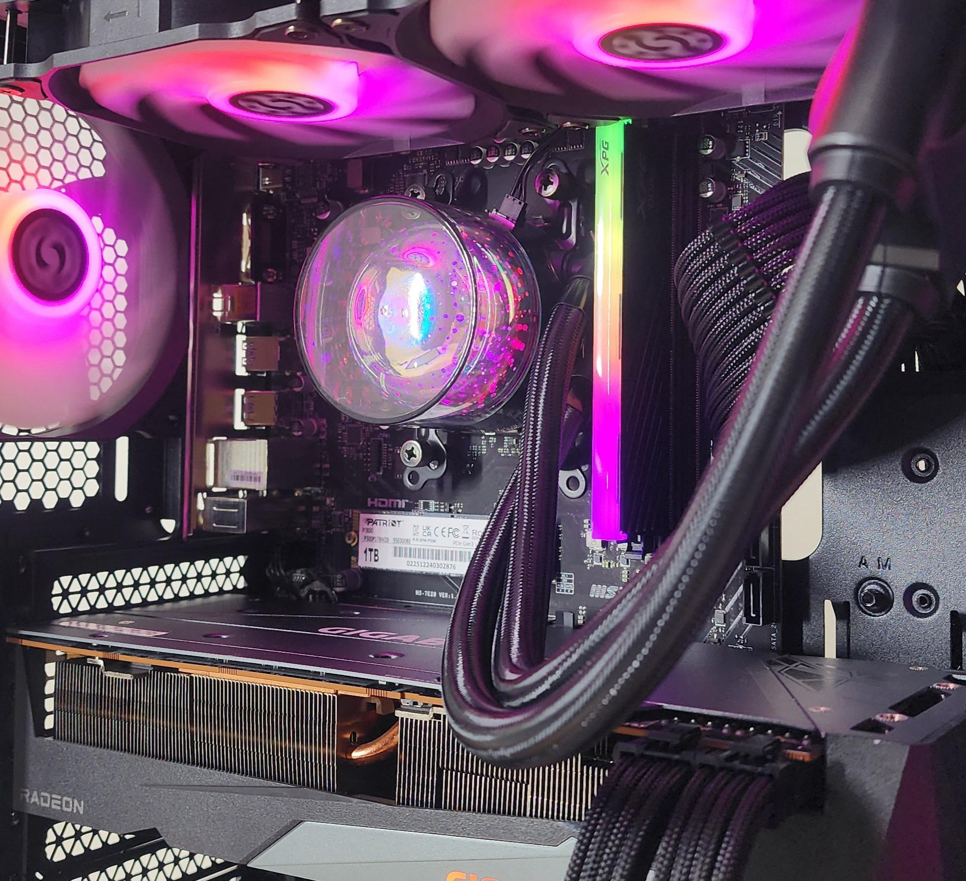 Gaming PC Ryzen 5 9600X 16GB RAM 1TB SSD RX 6800 XT 16GB Windows 11 Computer
