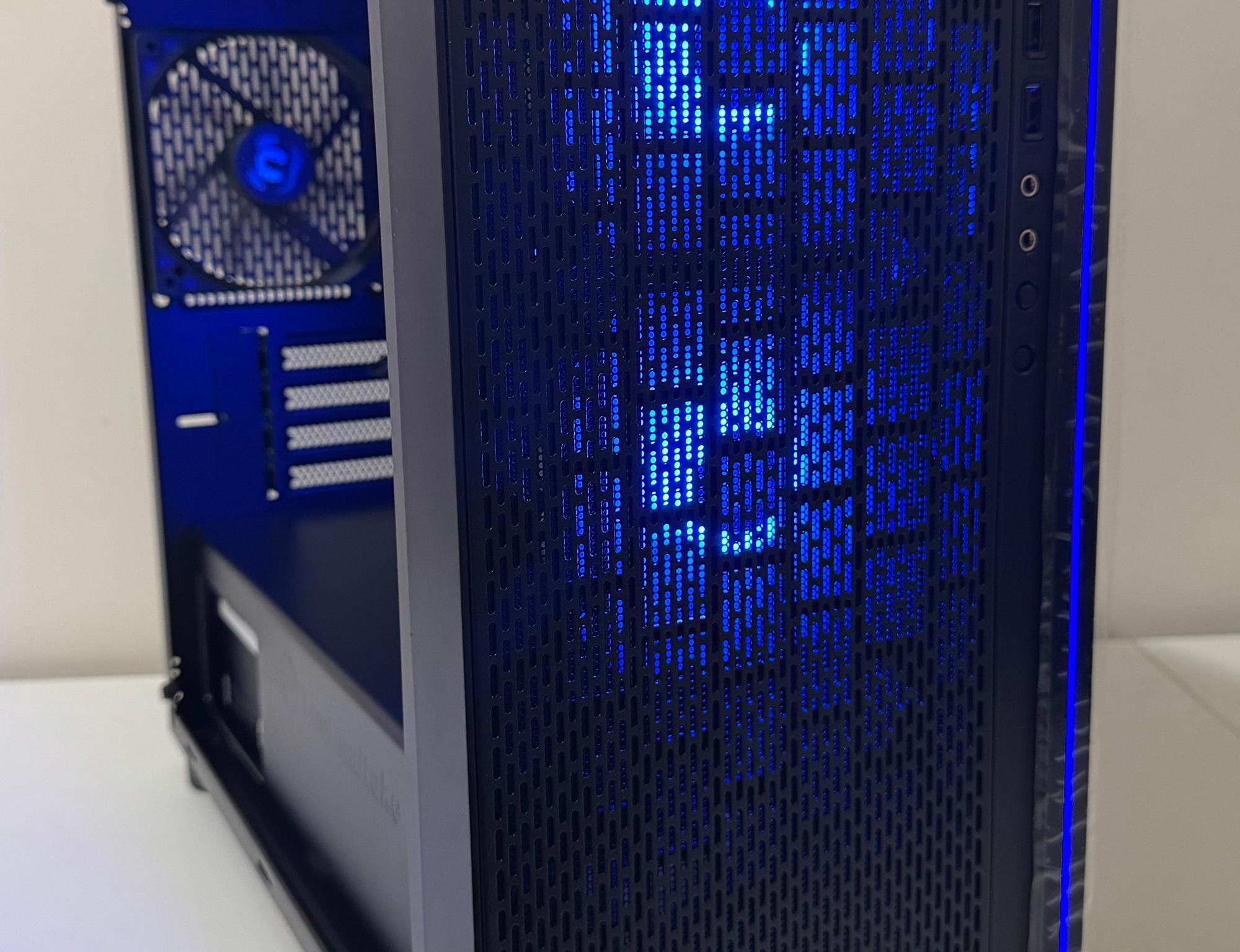 AMD Ryzen 5 5600GT Gaming PC Radeon Vega 7 Graphics ASUS B550M-A B550 Thermaltake Versa H18 Case