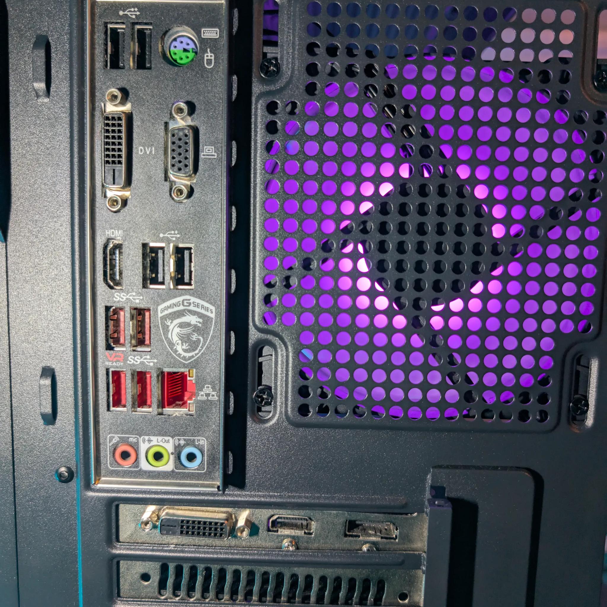 Ryzen 7 1700X, RX580 GAMING AND STREAMING PC