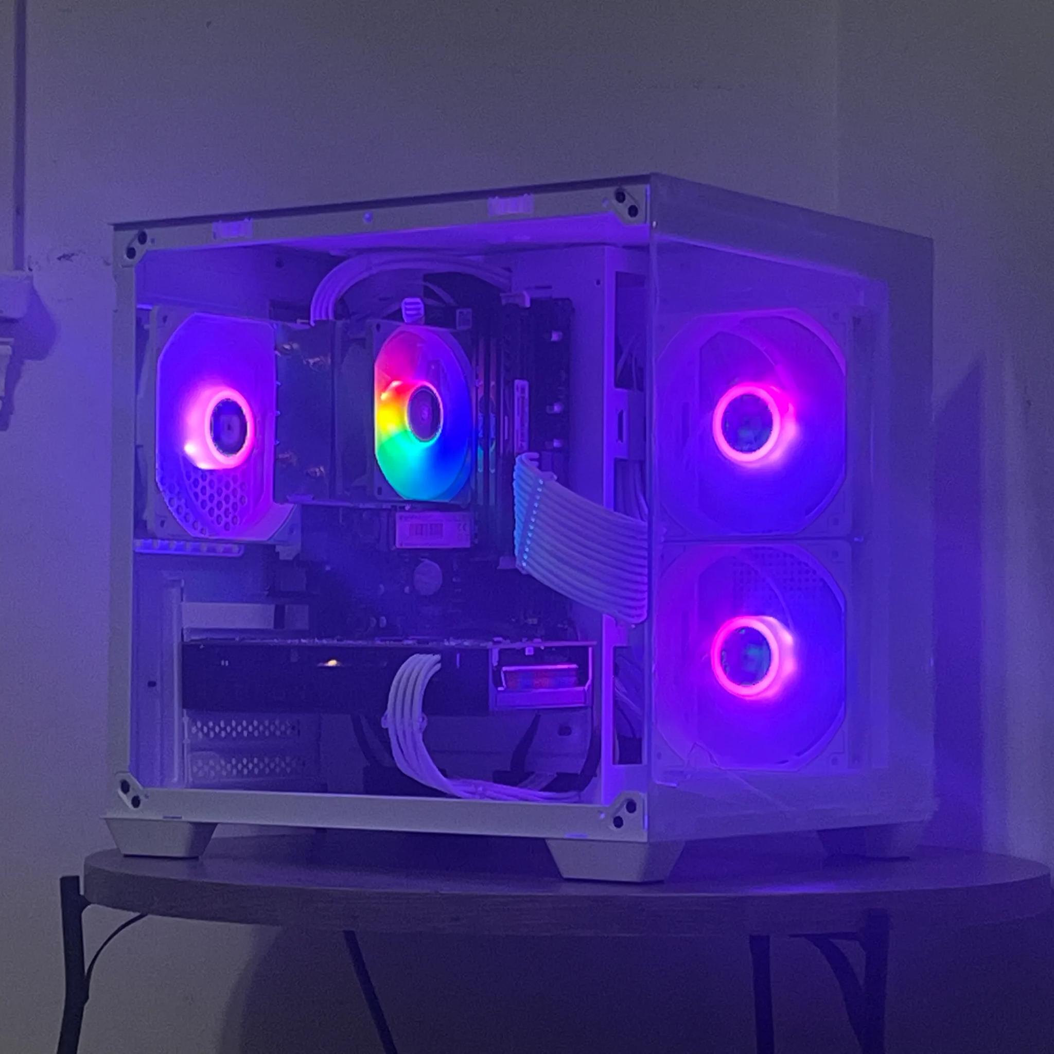 Budget Beast Gaming PC | RX 580 8GB | Intel Core i7 | 16GB RAM | 256 SSD | Windows 10 PRO |