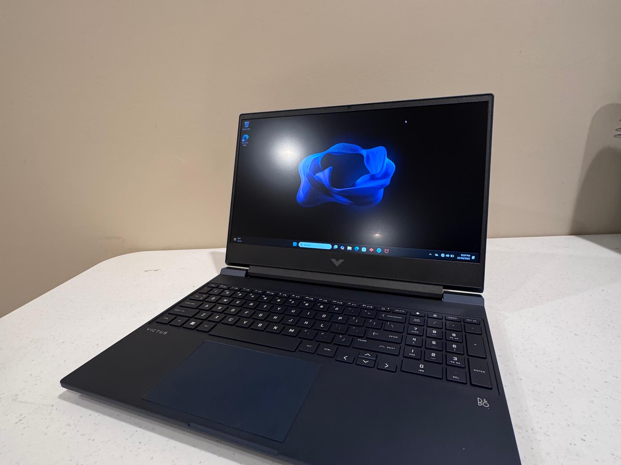 HP VICTUS