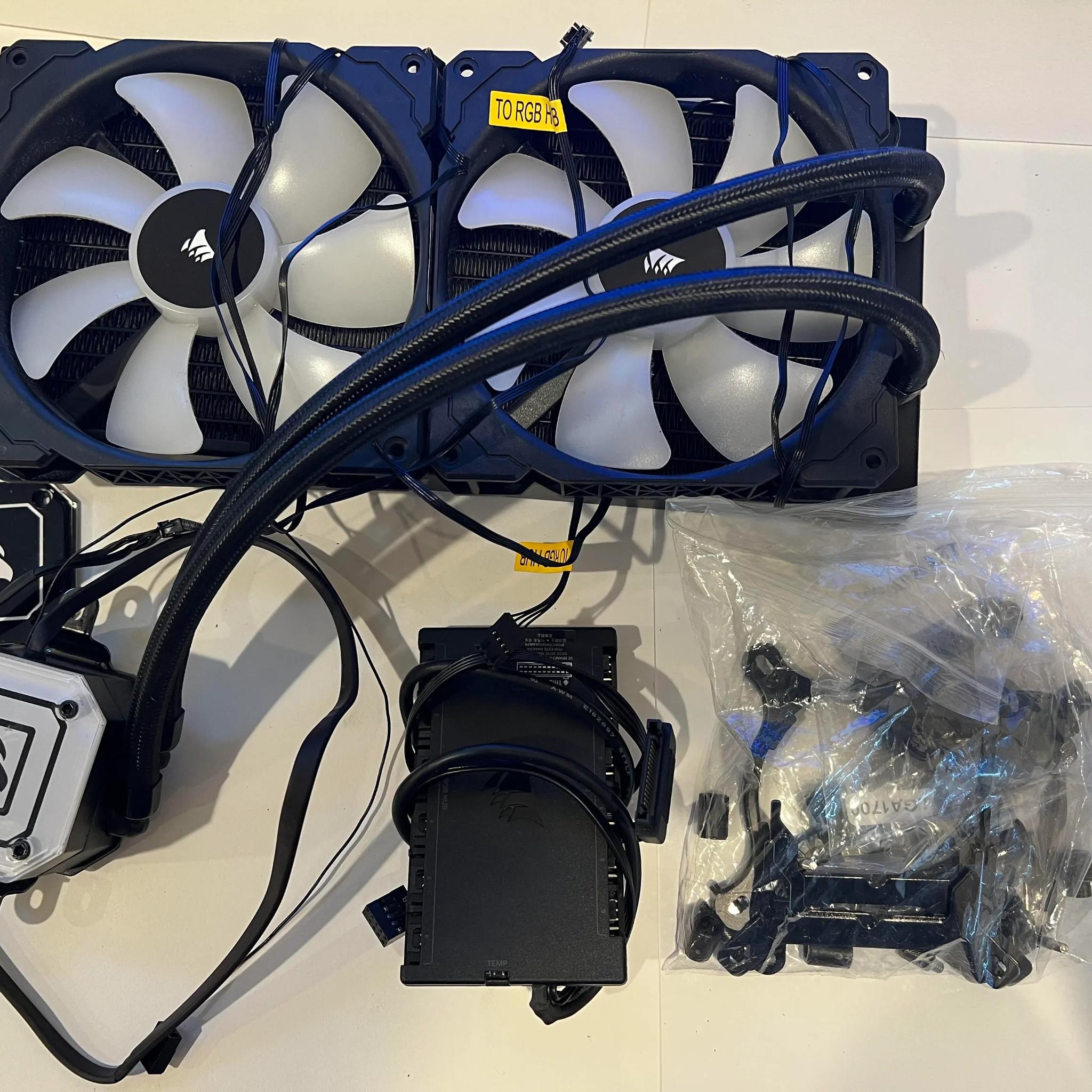 Corsair iCUE H115i Elite Capellix Liquid CPU Cooler | 280mm AIO | x2 140mm Corsair RGB fans