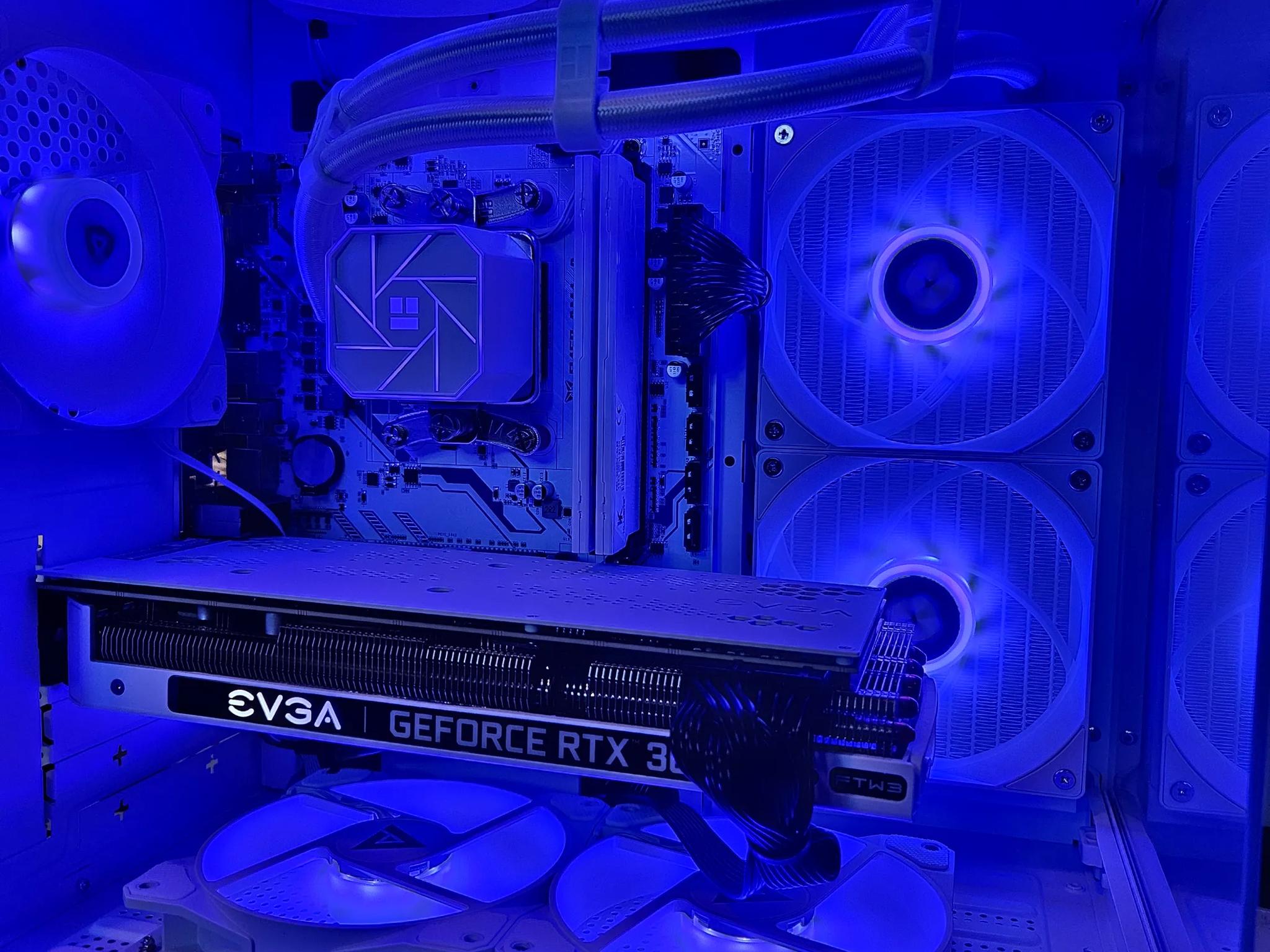 Liquid cooled Arctic Rig Ryzen 5 / 32GB DDR4 / 1TB SSD / RTX 3060 ti