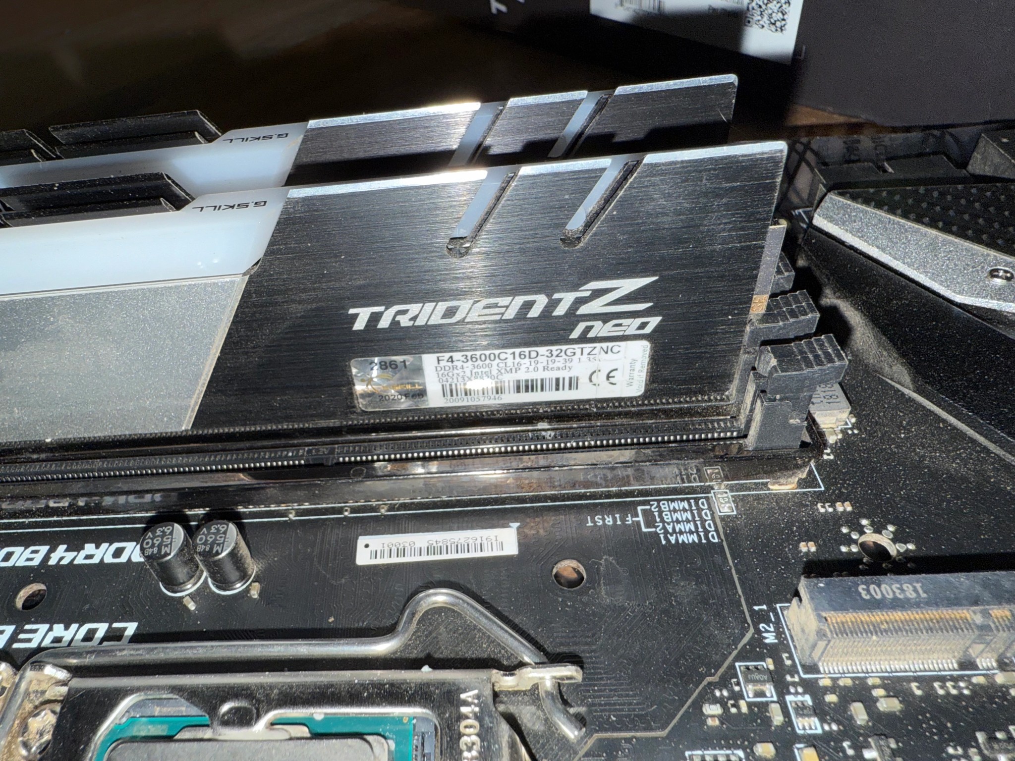 MSI Z390 Gaming Pro Carbon / I9-9900kf / 32GB DDR4-3600