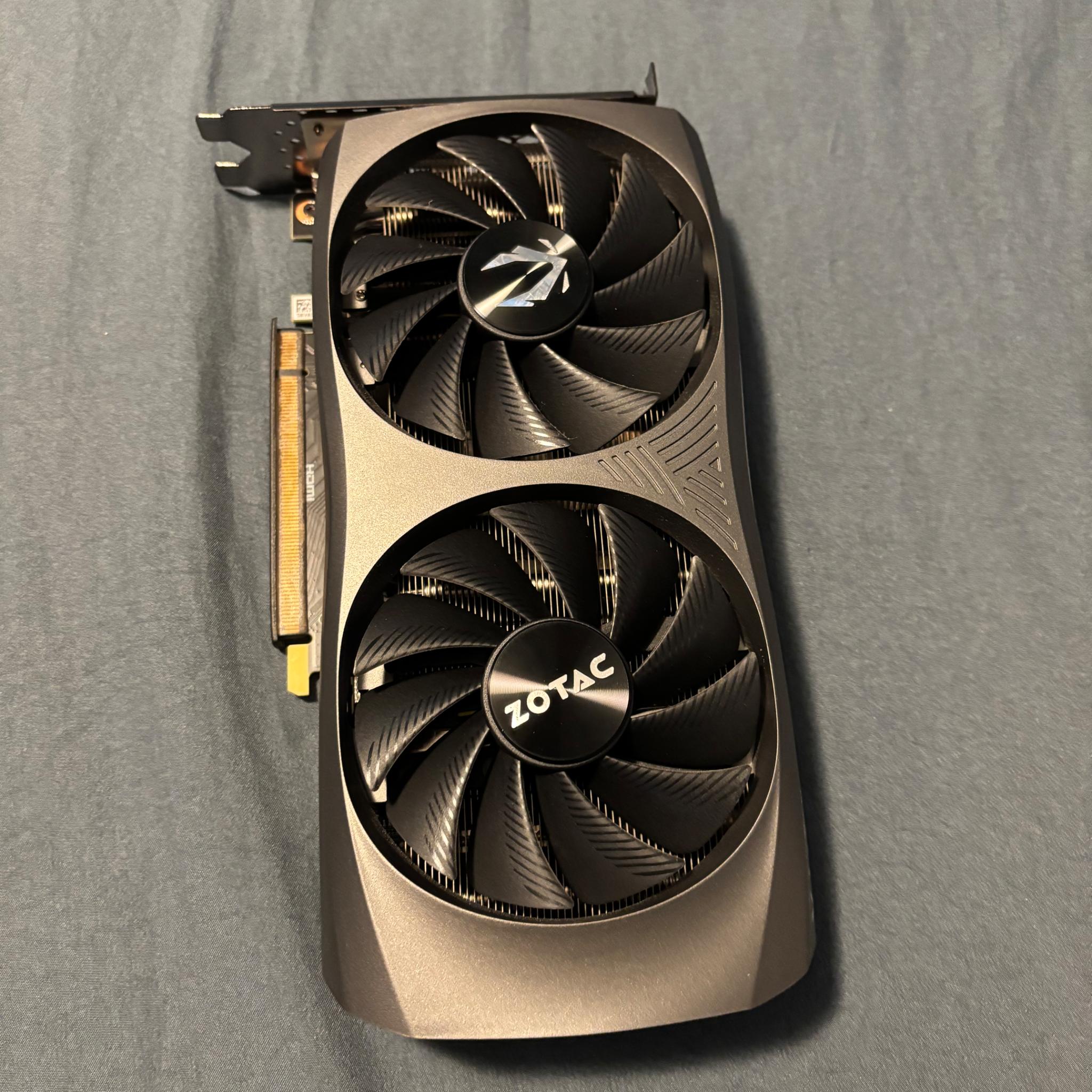 RTX 4070 twin fan zotac gaming 12g vram