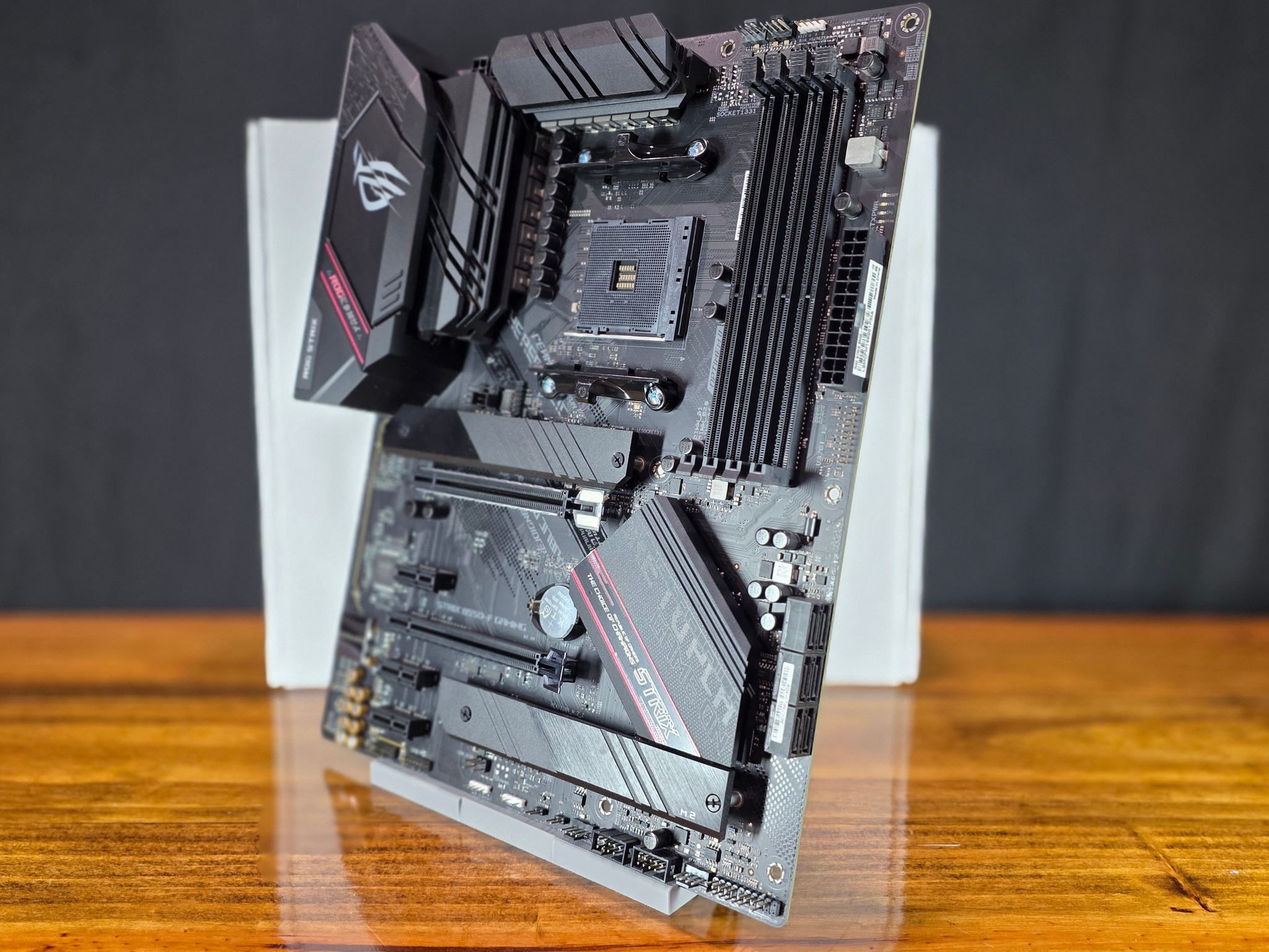 ASUS ROG STRIX B550-F GAMING