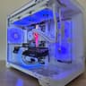 ❄️🏔️ Frost Tundra X | RX 9070 16GB | Ryzen 5 7600X | 32GB DDR5 | Curved Glass Edition 🤍❄️/D/