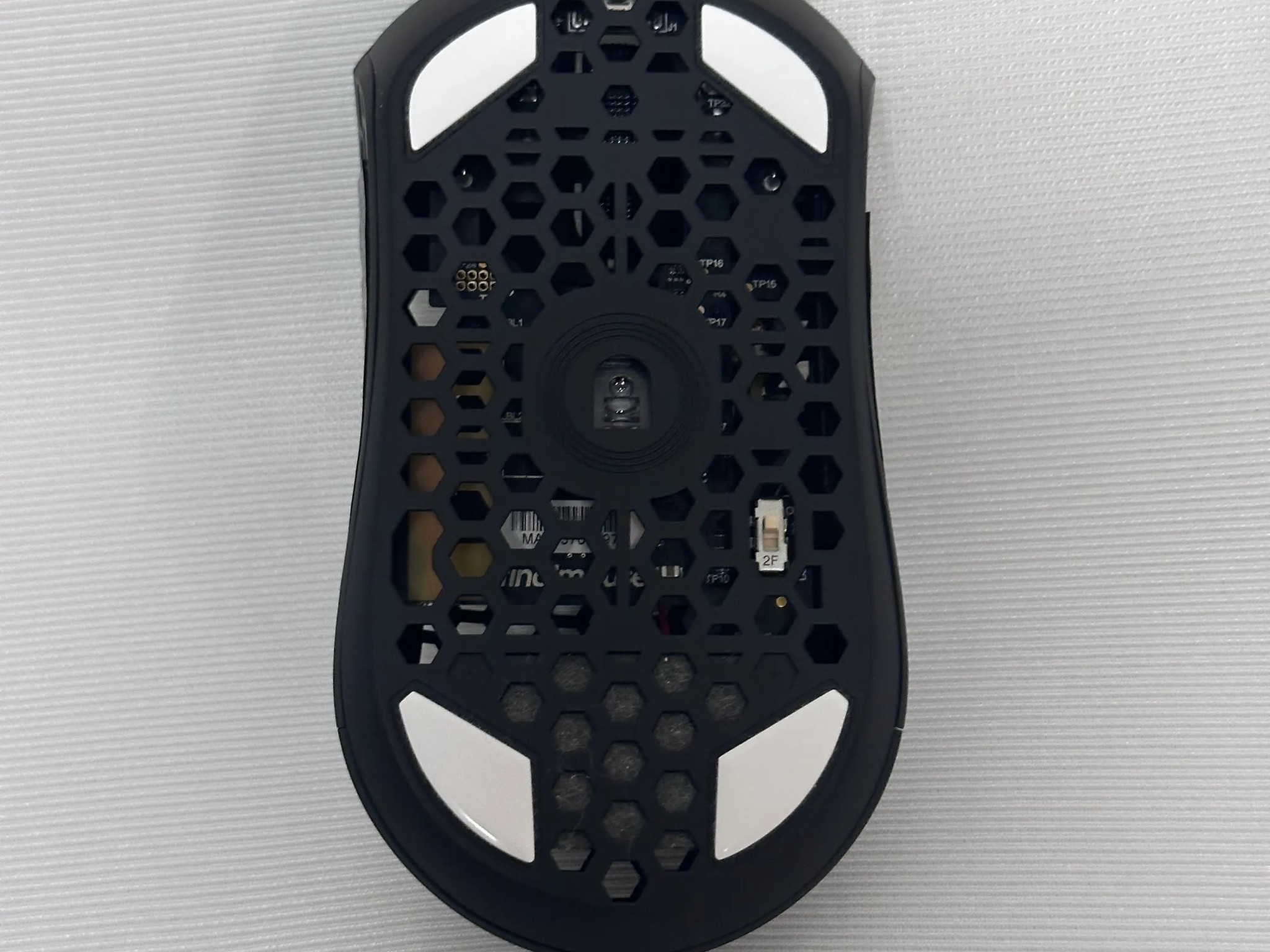 Finalmouse Ultralight X - Medium - Guardian