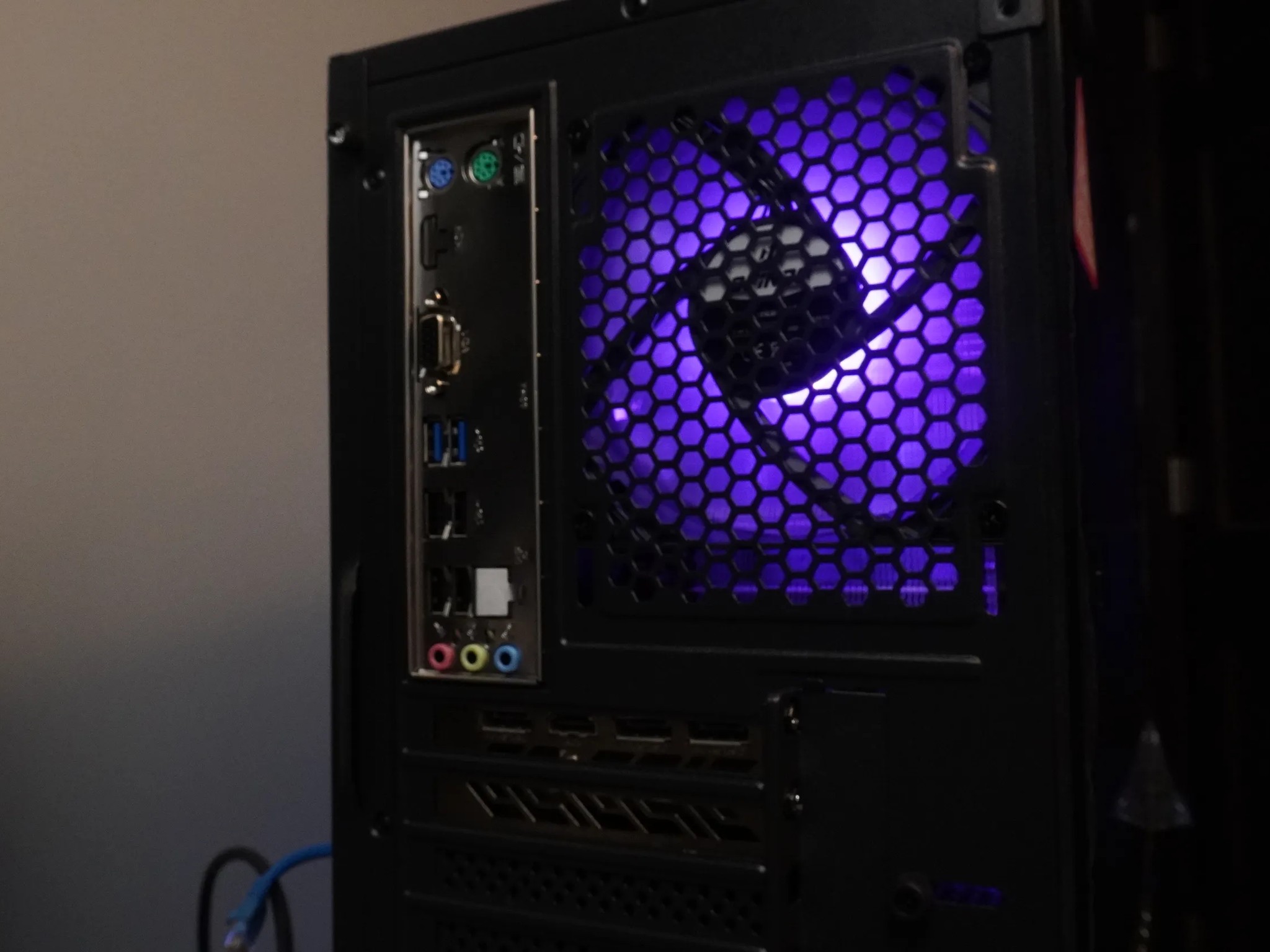 🖤STEALTH🖤 Price To Performance 💪 GAMING MACHINE 🧡RX 5700XT 🧡 Ryzen 5 5600 | 16GB | 1TB...