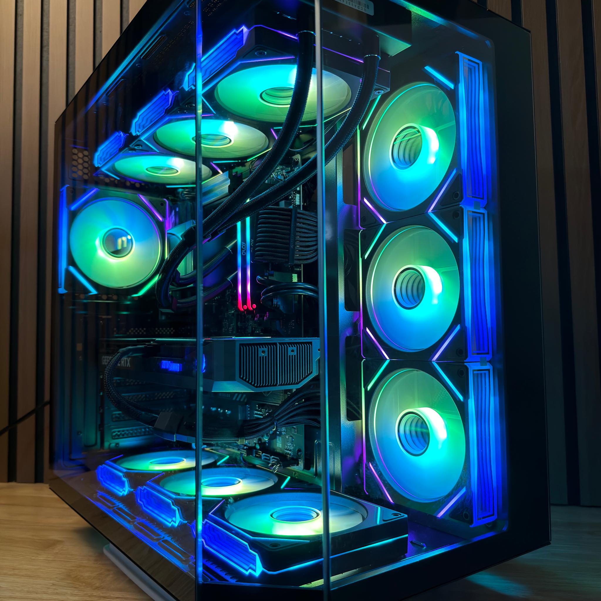 RTX 5070 OC Gaming PC – Ryzen 7 7700X | 32GB DDR5 | 1TB Samsung 990 Pro | B650E-E WiFi
