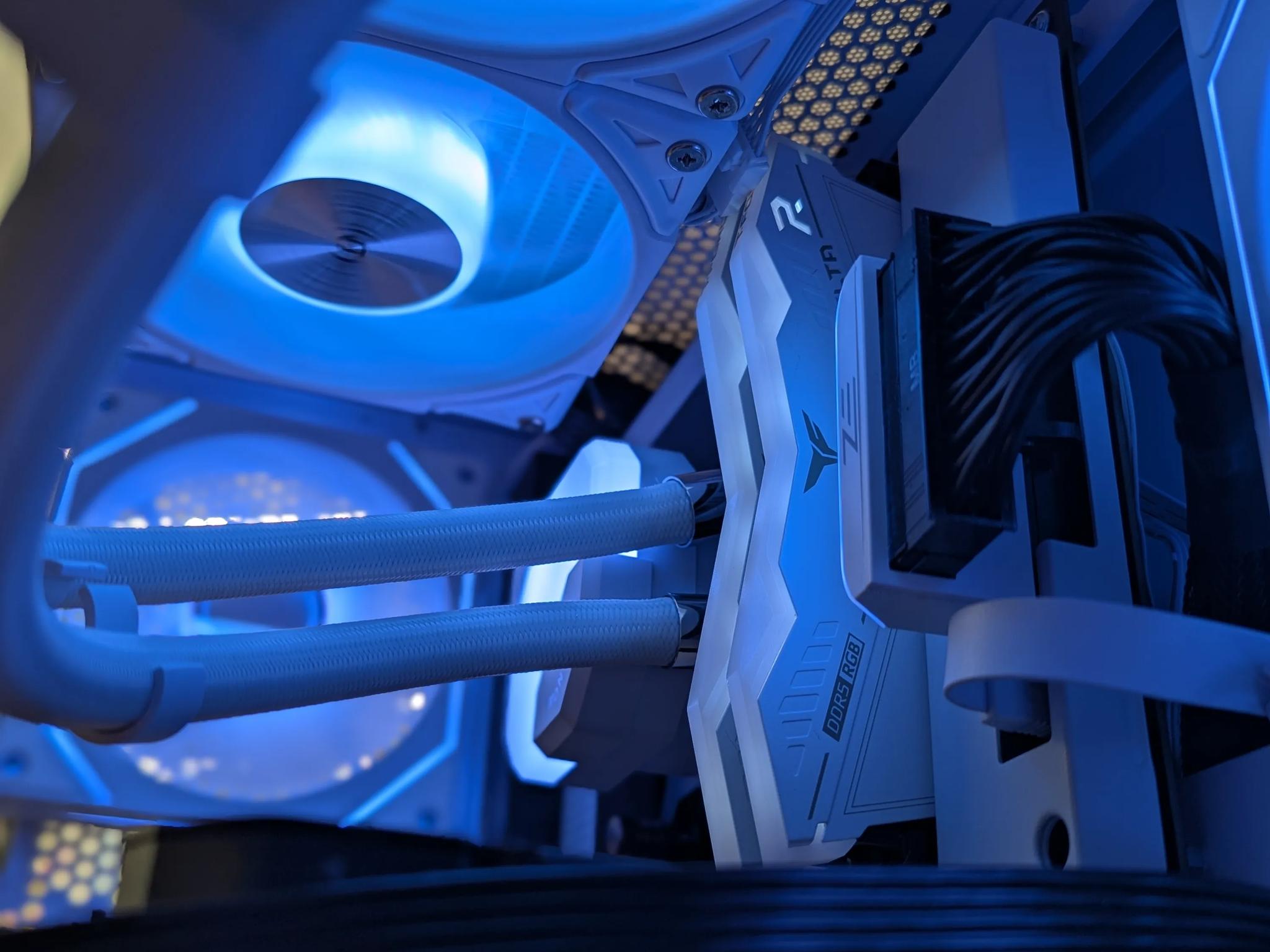 💀 Ghost – 4070 Gaming PC | 13600KF + 32GB DDR5 + NVMe Gen4 ⚡❄️