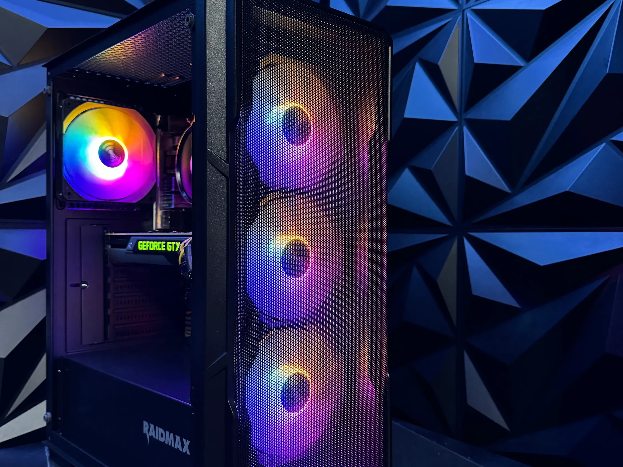 🐈‍⬛.𖥔Budget Baddie🐈‍⬛.𖥔 i5|GTX 780| 16 GB DDR4| Tusker Build 6680