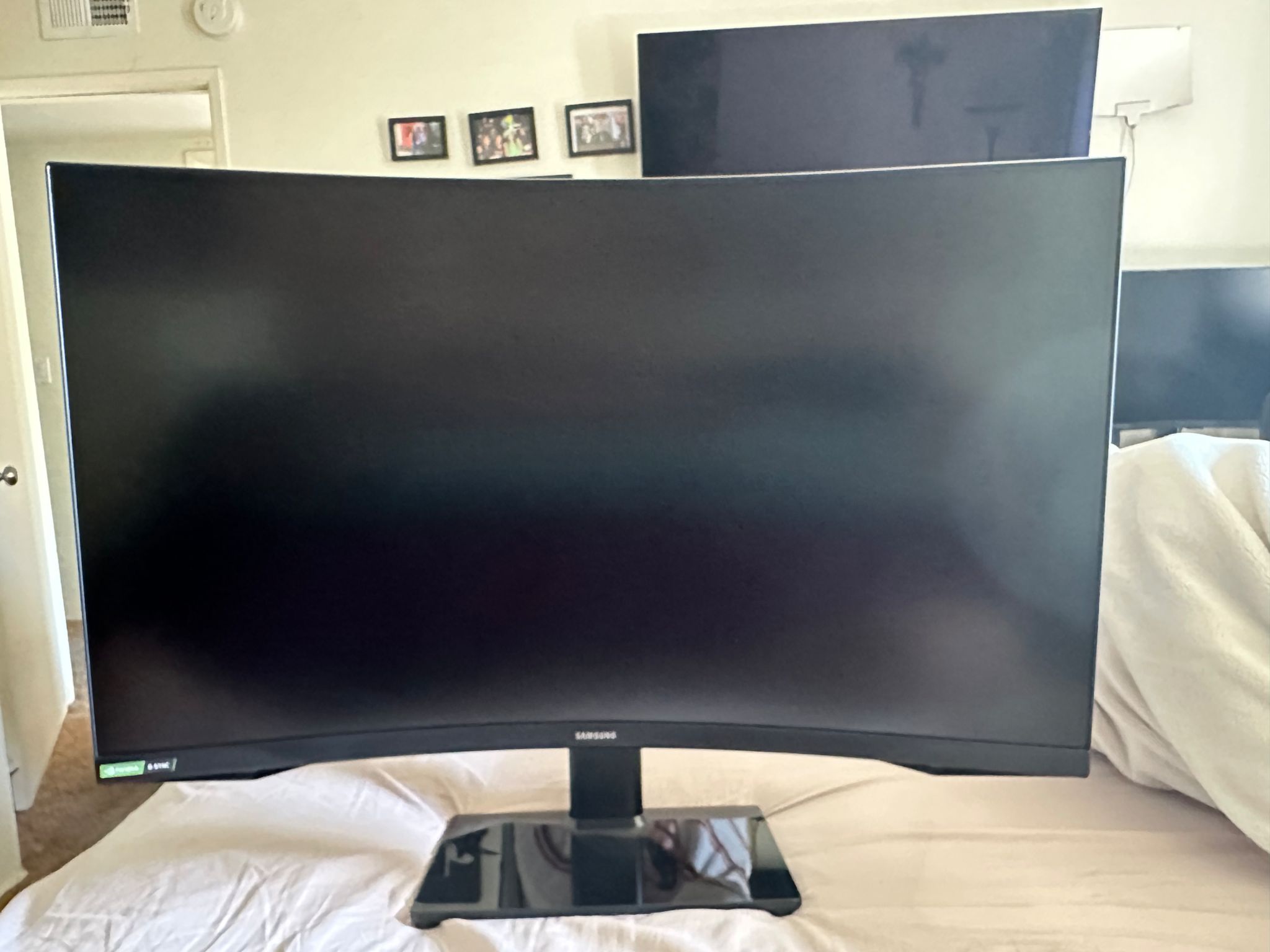 Samsung 32 inch curved gaming monitor