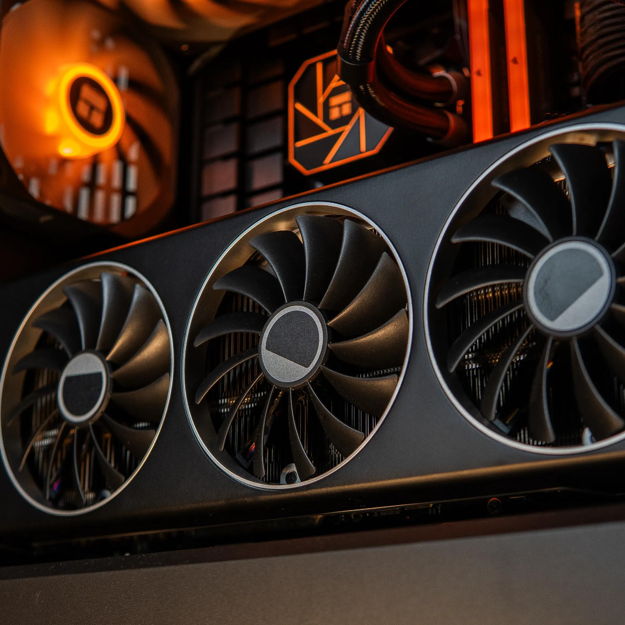 🔥RX 7900XTX+ Ryzen 7 7800X3D | 32GB DDR5 | 2 TB SSD | Wifi 6 & Bluetooth🔥