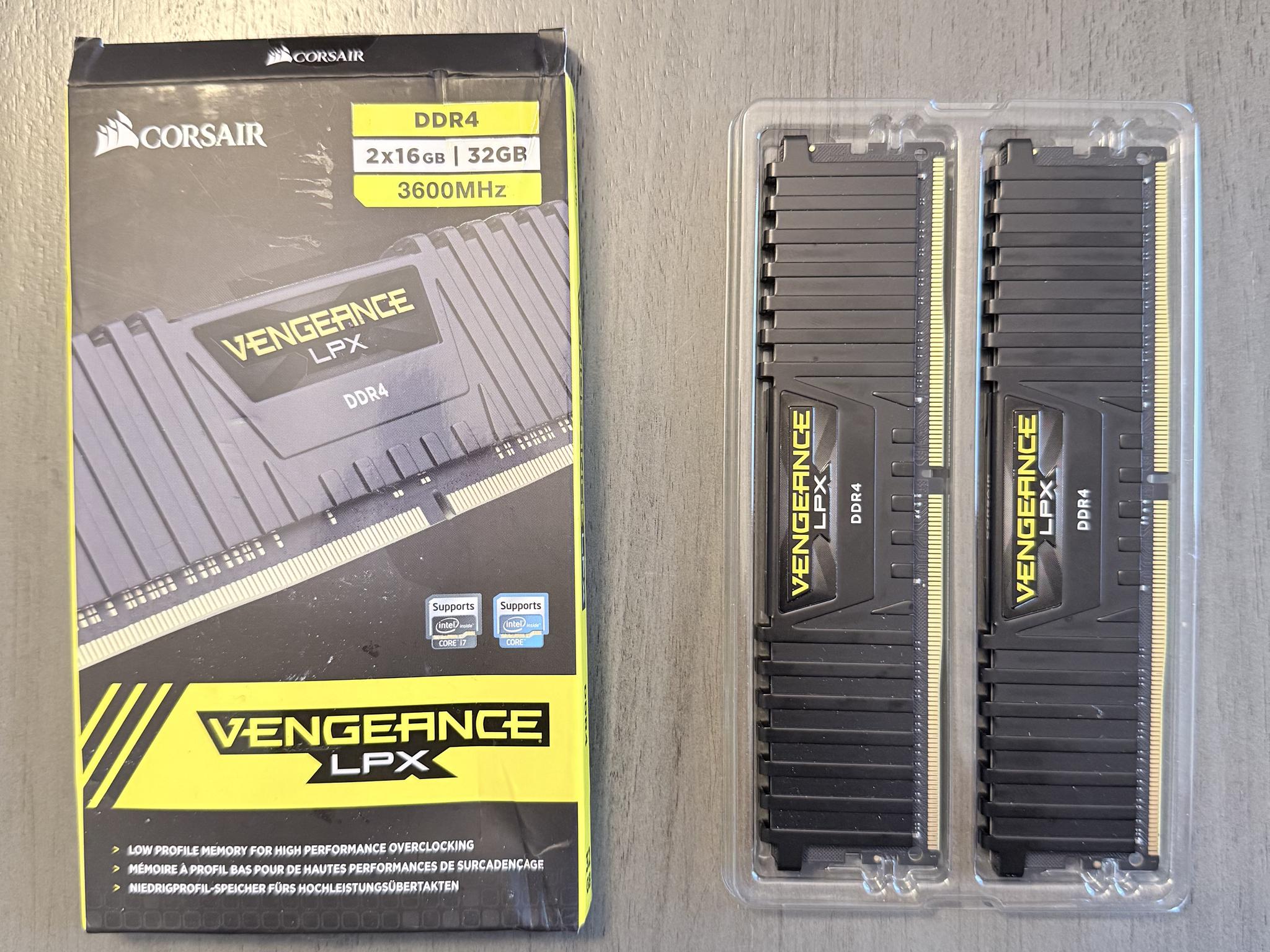 32GB DDR4 RAM Kit 3600MHZ CL18 16GBx2 Corsair Vengeance LPX