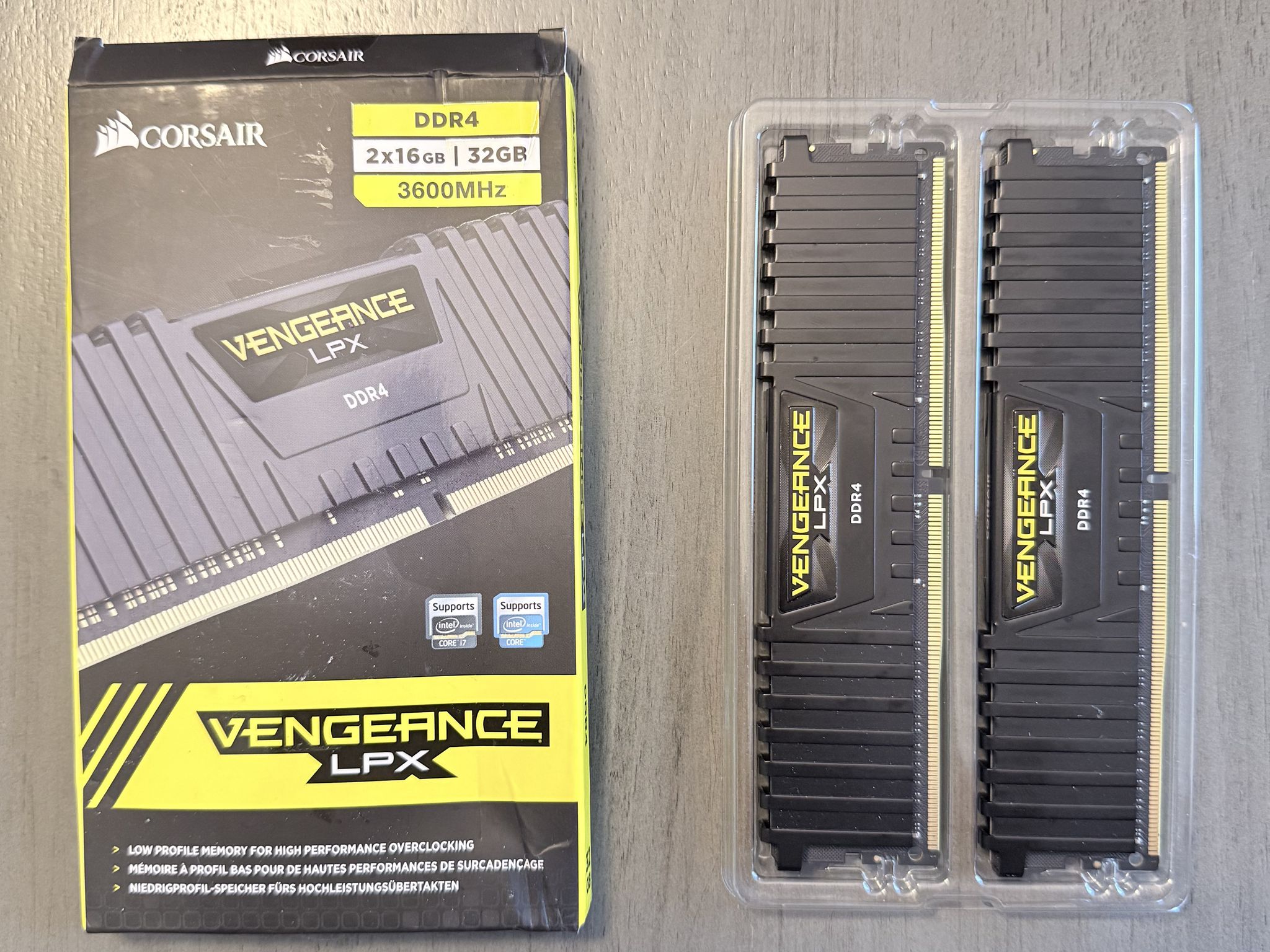 32GB DDR4 RAM Kit 3600MHZ CL18 16GBx2 Corsair Vengeance LPX