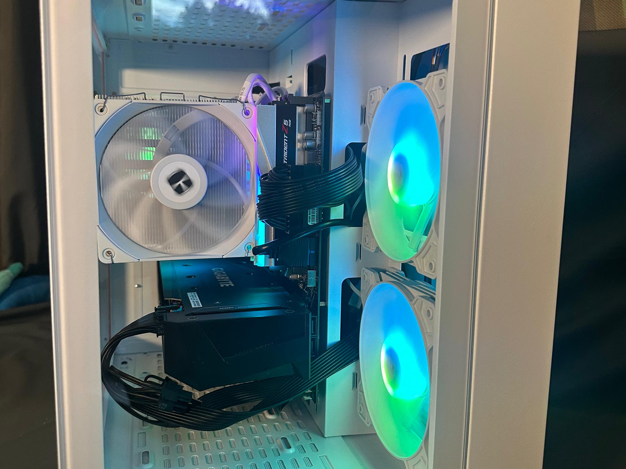 Ryzen 5 7600x, 6700xt Gaming PC