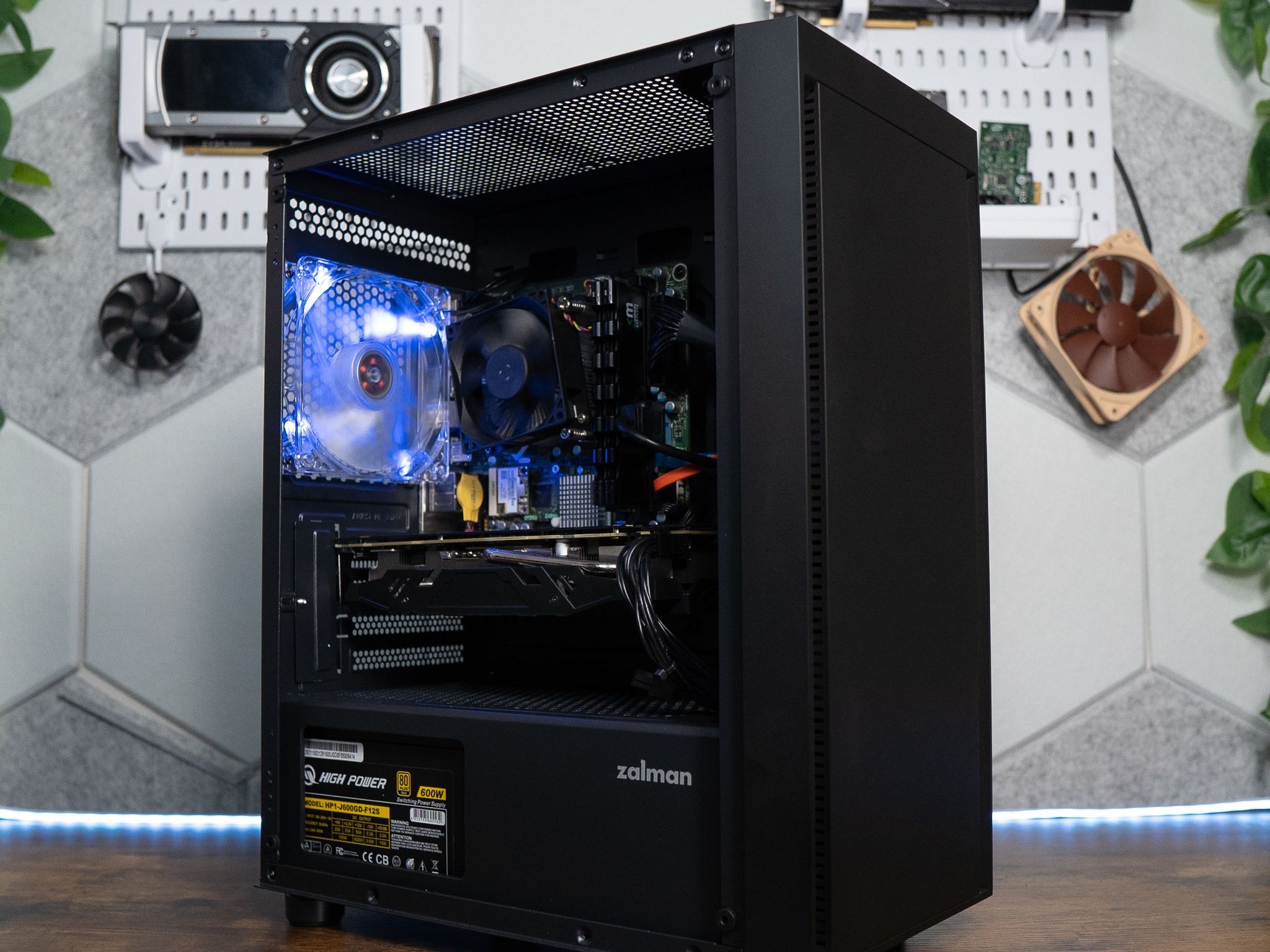 ❄️🌨  BUDGET - BO6 Ready GAMING PC ❄️🌨 | PowerColor RX 580 8GB | INTEL i7 4790 | 16GB RAM | 1.25TB