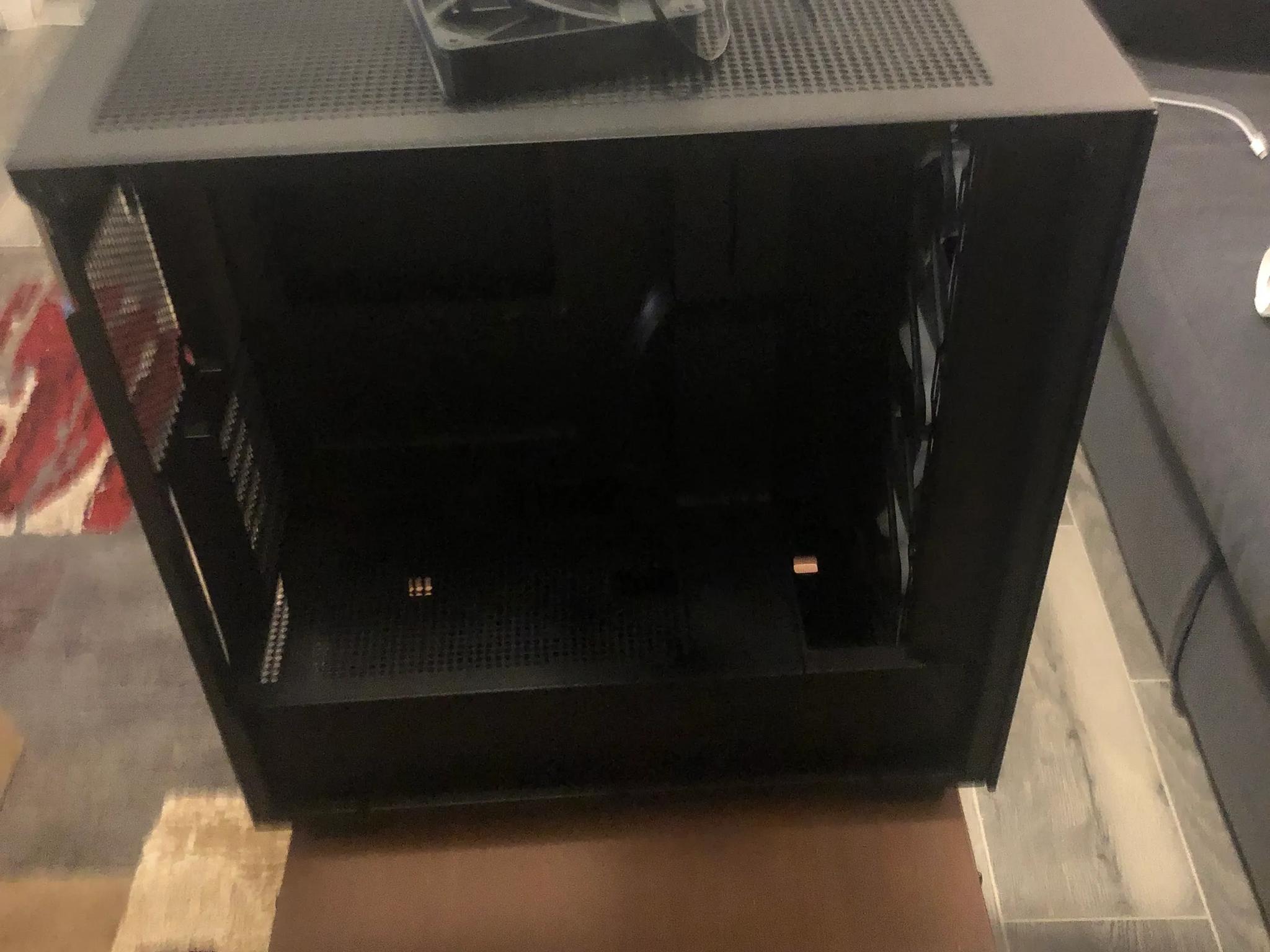 Like New! NZXT H7 Flow RGB