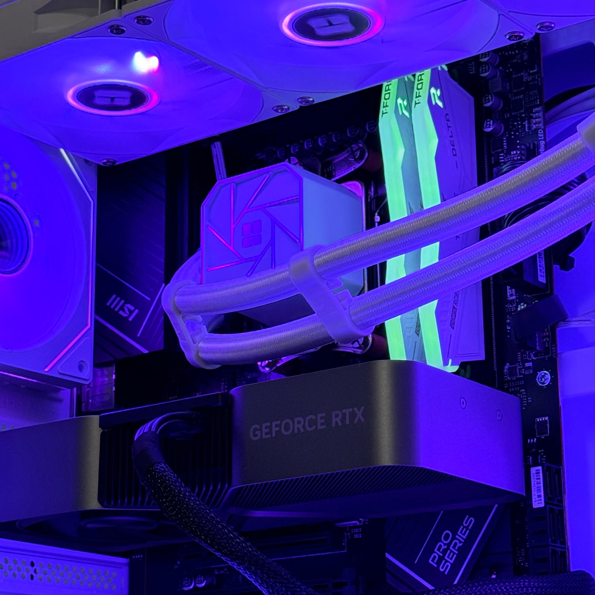 🖤Founders🖤 Ryzen 7 7700X | RTX 4070 12GB FE | 32GB 6000mhz DDR5 | 1TB Gen4 nVME SSD | Win11 + Wifi