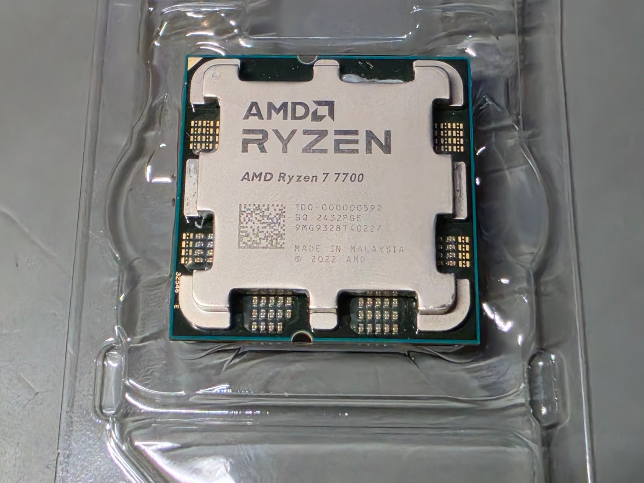 AMD Ryzen 7 7700