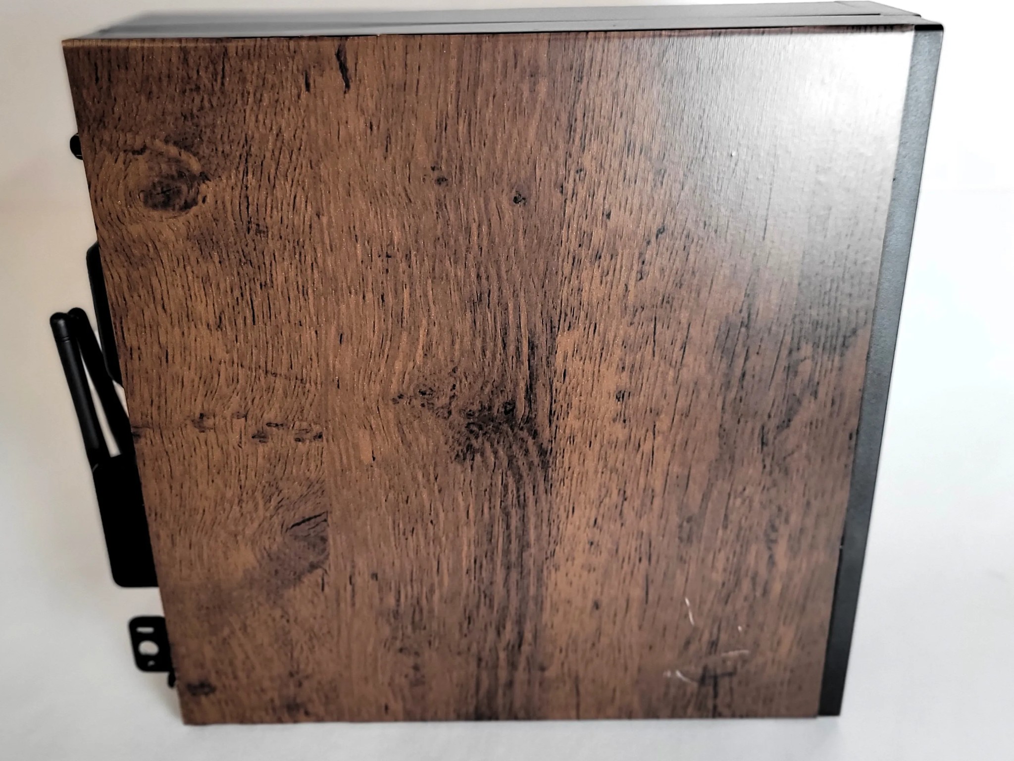 E-Sports  / Home Theater Budget PC, Nvidia Geforce RTX 3050, Intel i5-7500, 16GB Ram