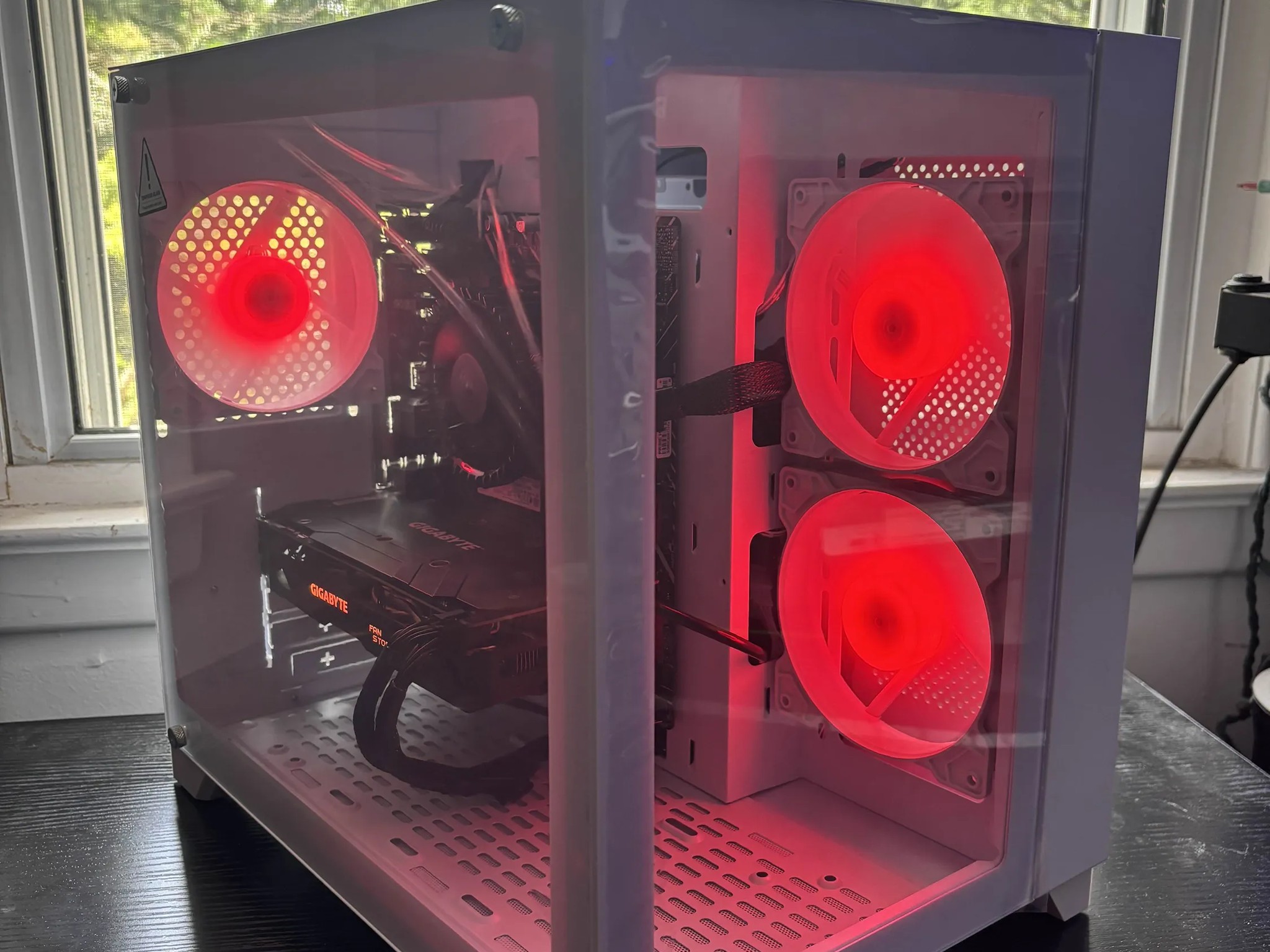 GAMING PC i5 12TH GEN RADEON RX 570 RGB Lighting RGB Fans Computer