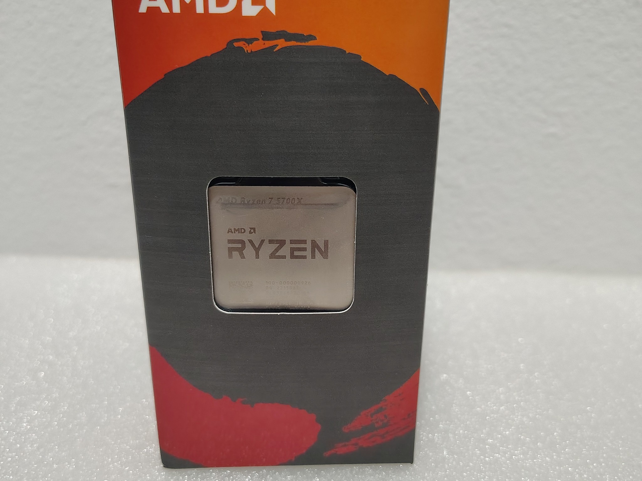 Ryzen 7 5700X - AMD