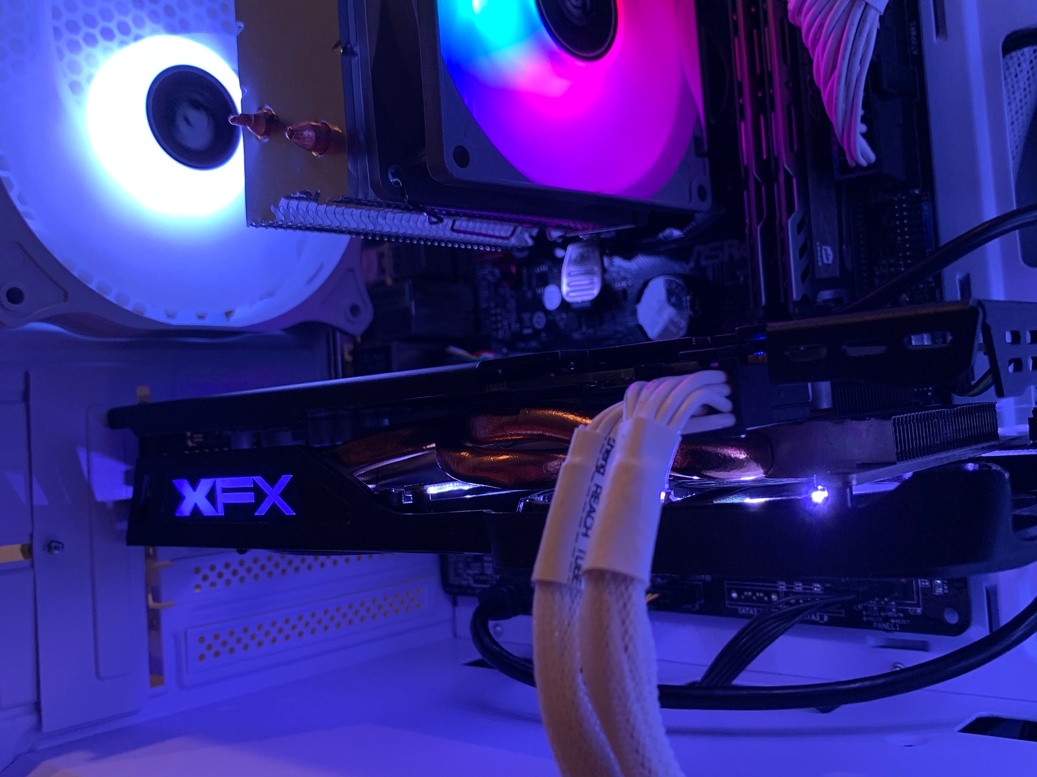 i5 6500 RX 480 4GB WHITE FORTNITE READY GAMING PC 16GB RAM 1TB SSD WINDOW 10