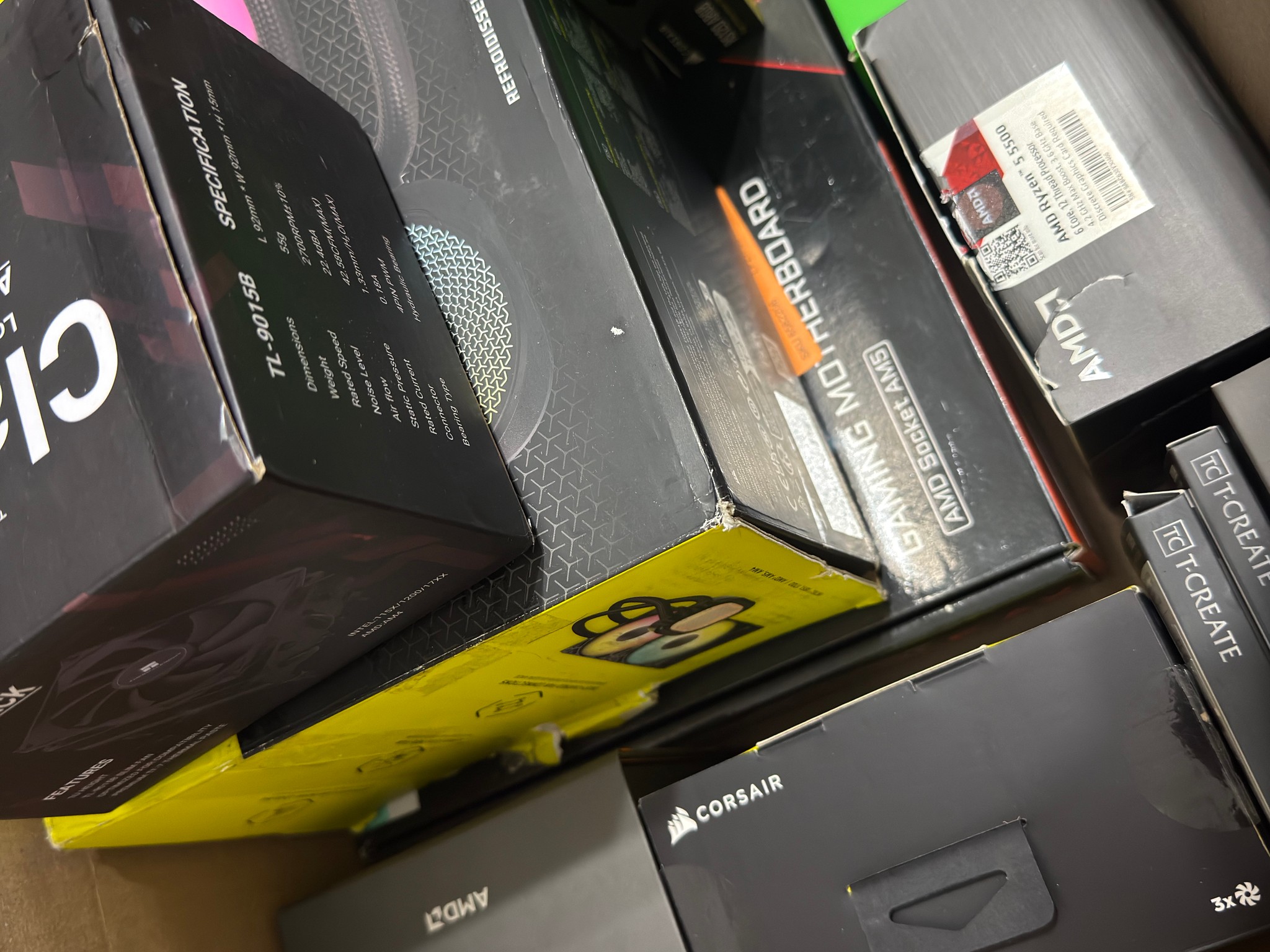EMPTY BOXES