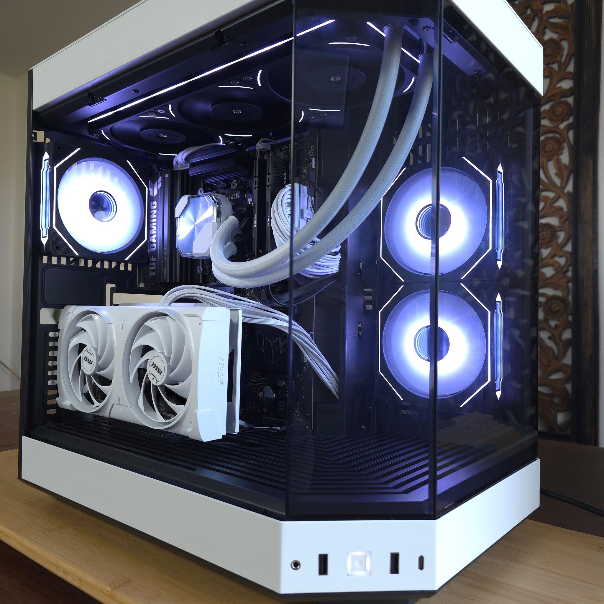 RTX 5070 White Gaming PC | Ryzen 5 7600X3D | 32GB DDR5 | 2TB NVMe | Clean Y60 Build