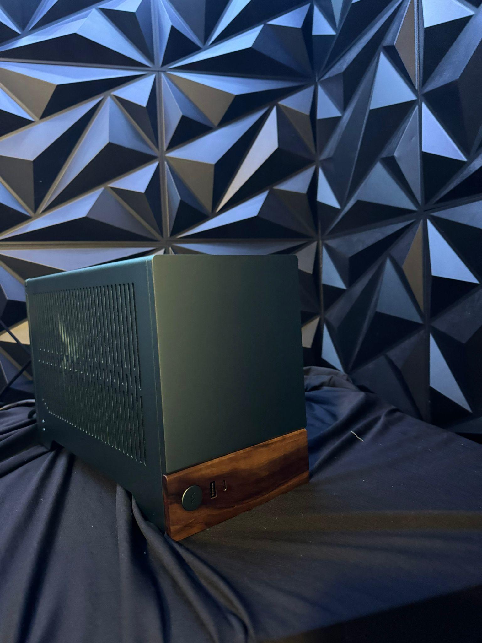 💚Baby Jade 🌿| Ryzen 7 9800X3D| RTX 5080| 6 TB NVMe| 32 GB DDR5| 850 W PSU