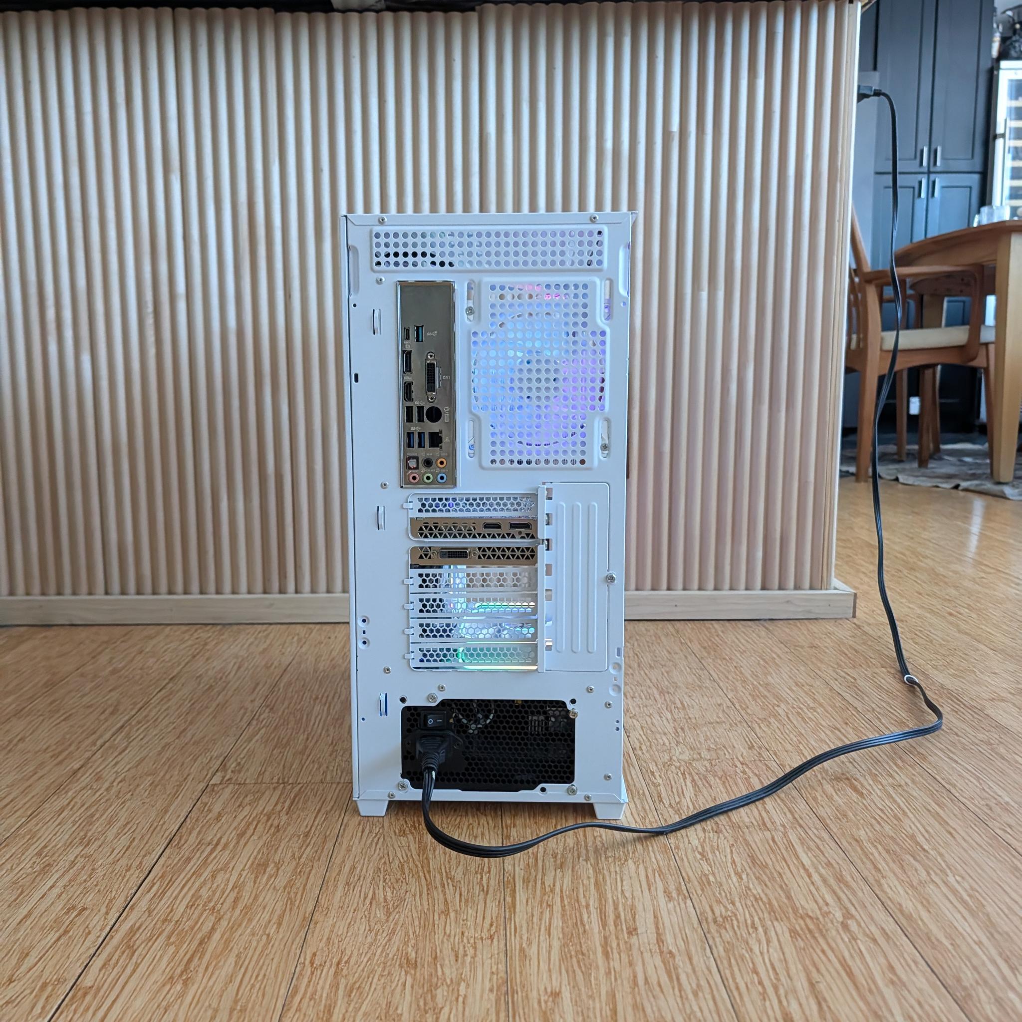 Custom RTX gaming PC | RTX 2060 | I5 8400 | 16GB DDR4 | 512GB NVME |